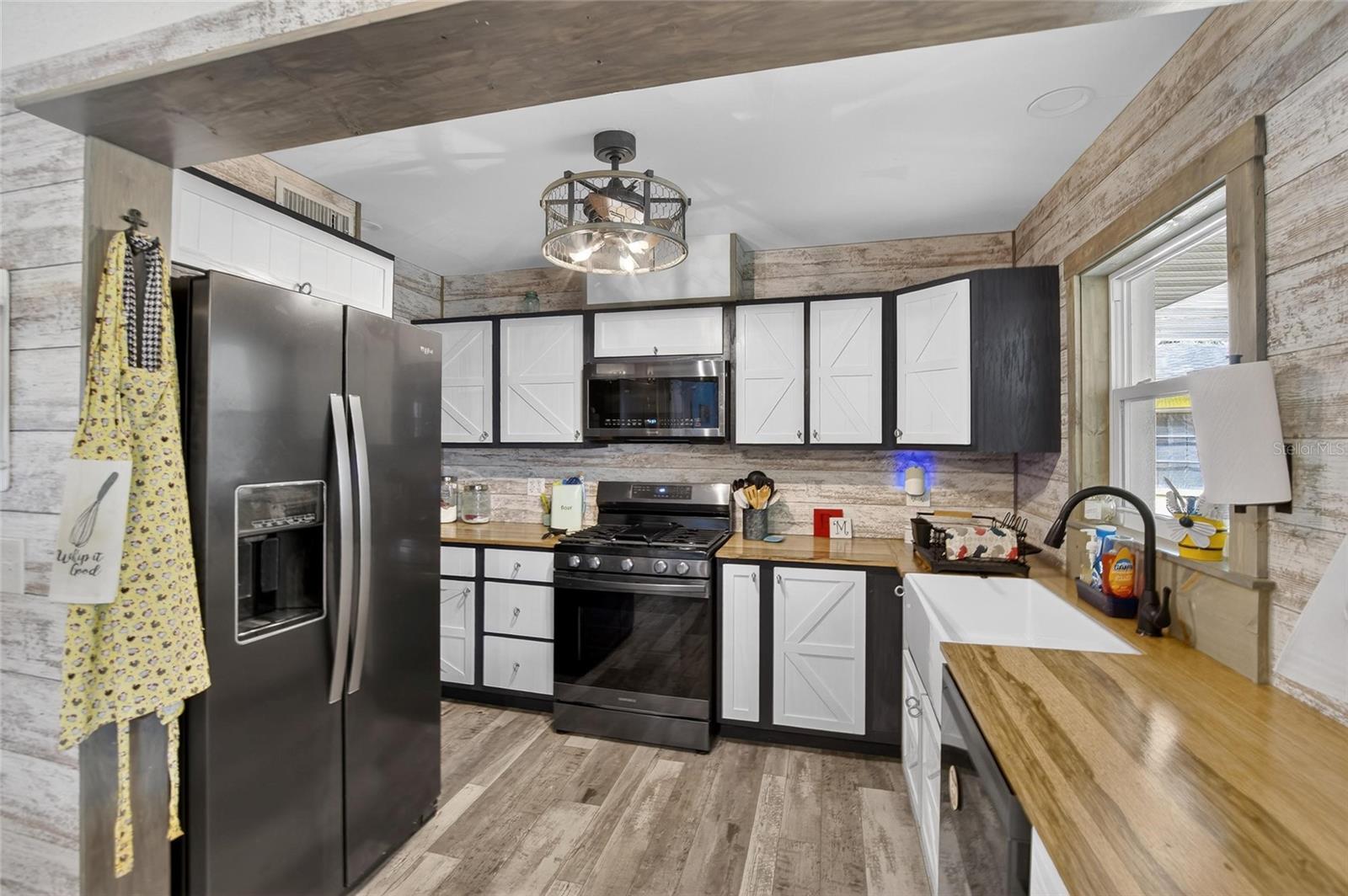 Image 6 of 68 For 5 Keystone Drive