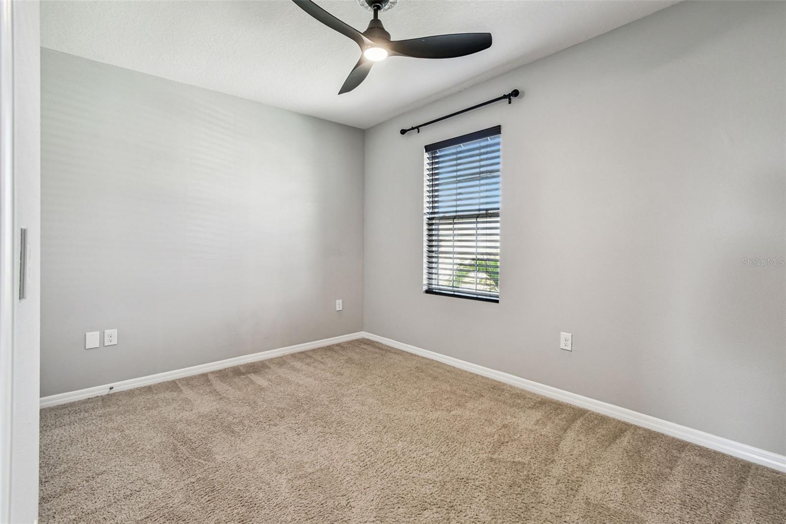 Listing photo id 35 for 8389 Bower Bass Circle