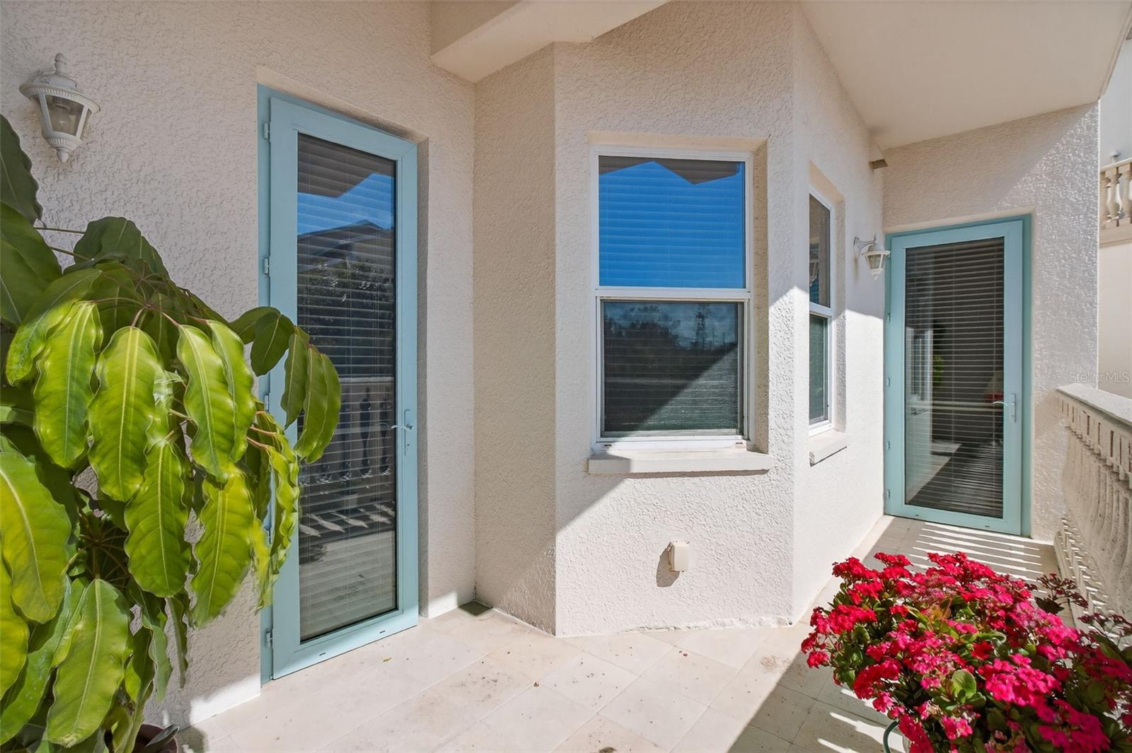 Image 30 of 61 For 10133 Gulf Boulevard E1