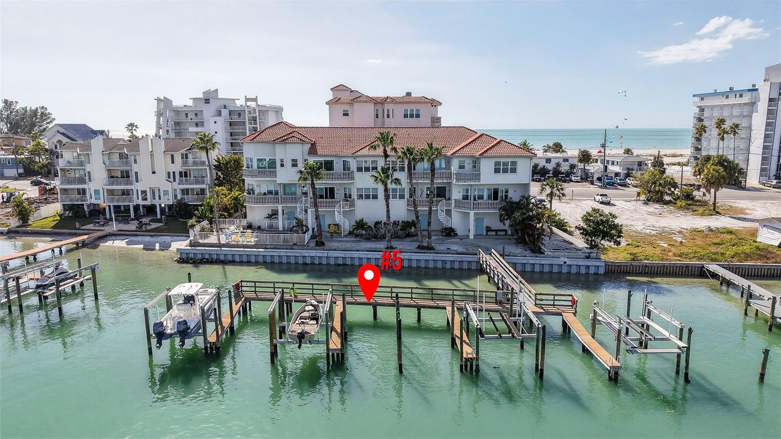 Image 51 of 61 For 10133 Gulf Boulevard E1