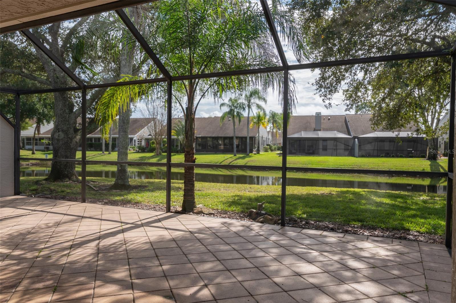 Image 33 of 51 For 5530 Salem Square Drive N