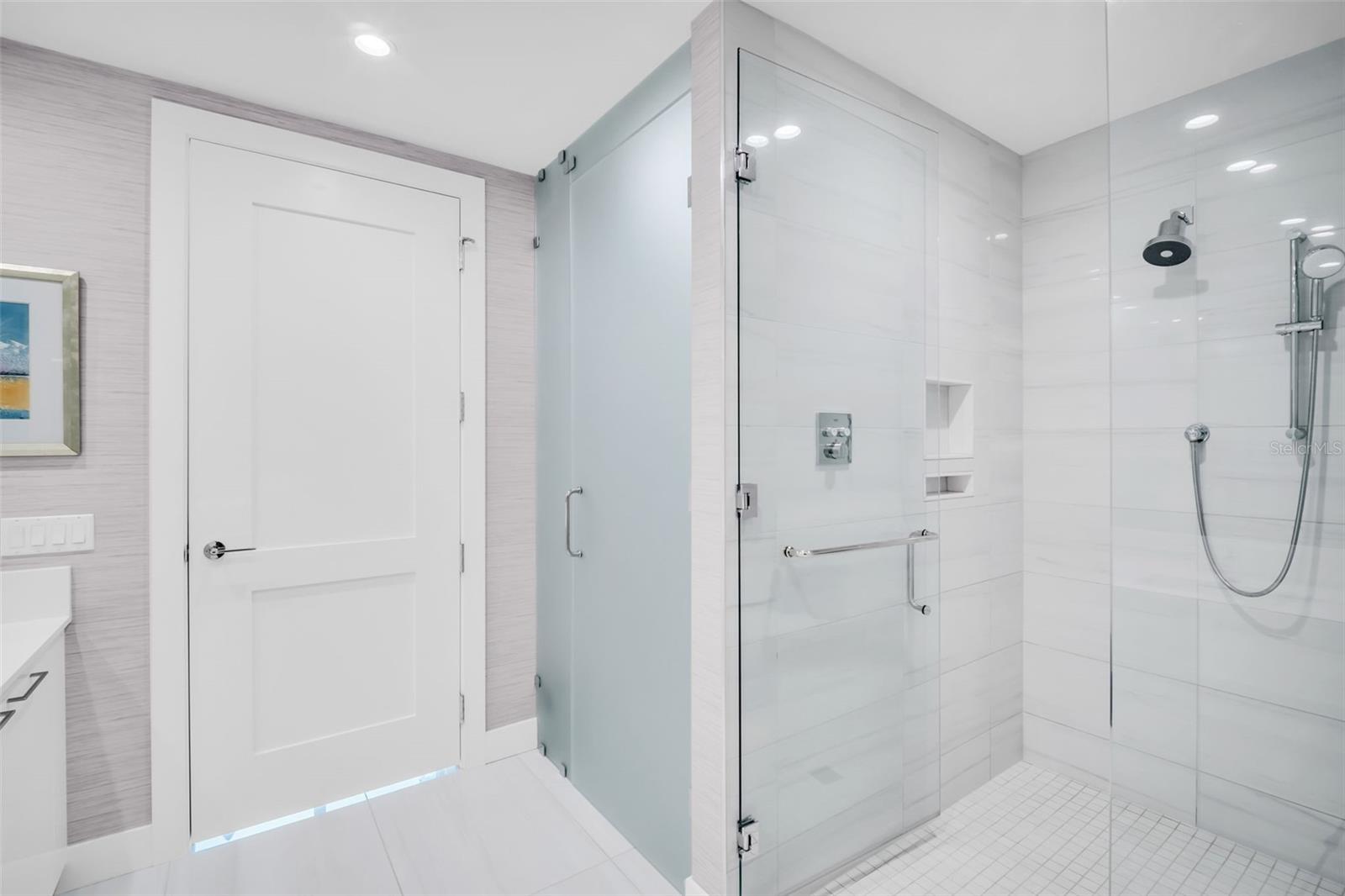 Image 26 of 69 For 301 1st Street S 1205