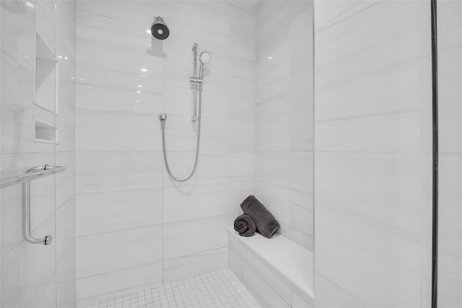 Image 27 of 69 For 301 1st Street S 1205