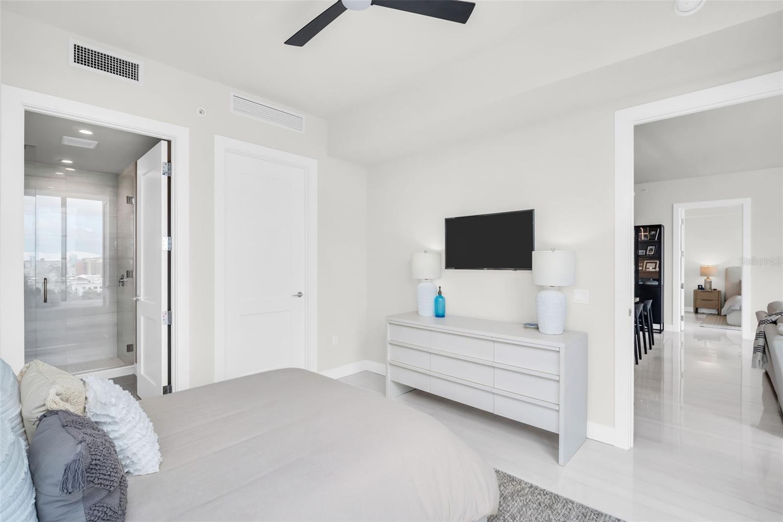 Image 33 of 69 For 301 1st Street S 1205