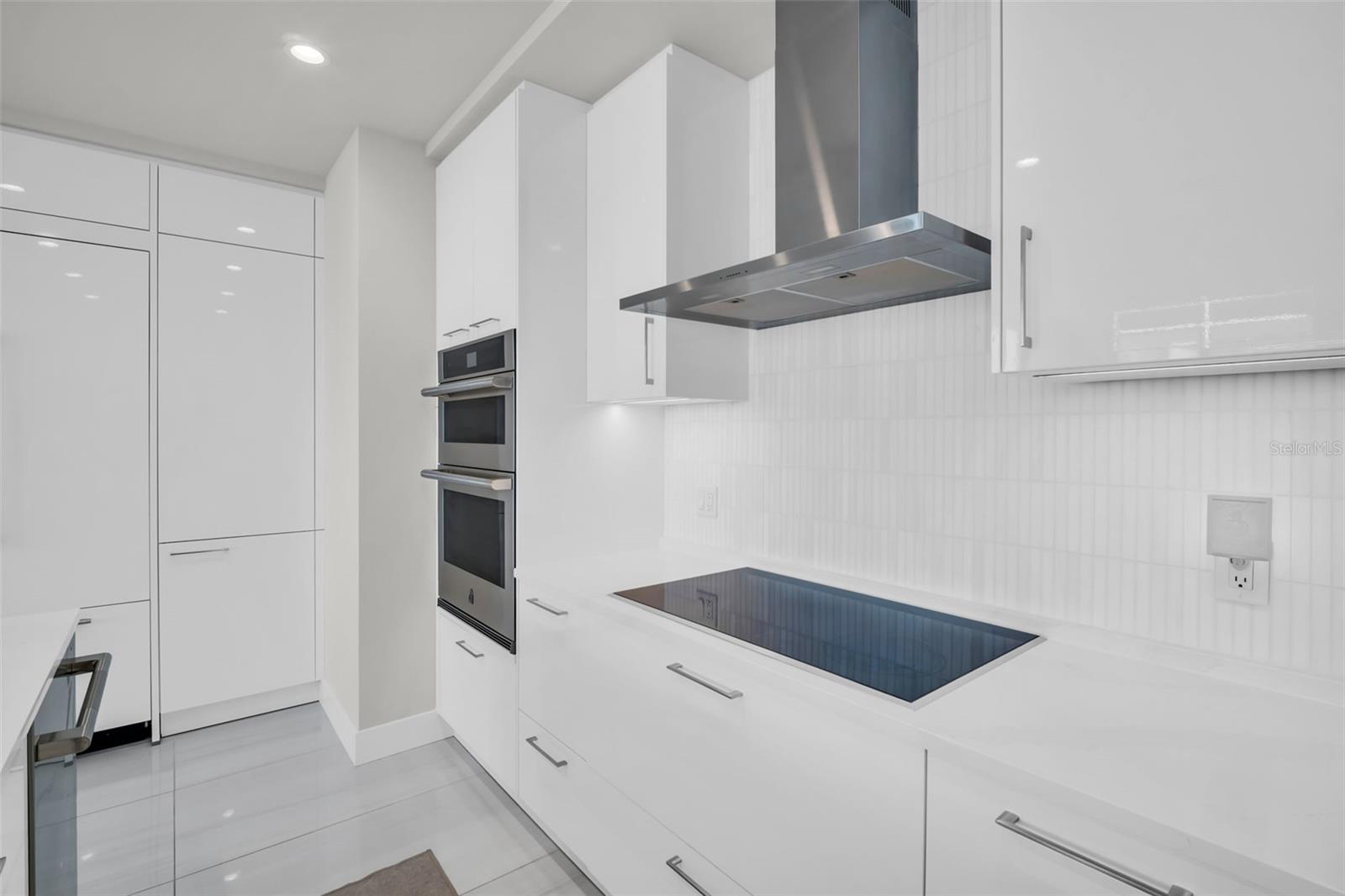 Image 6 of 69 For 301 1st Street S 1205