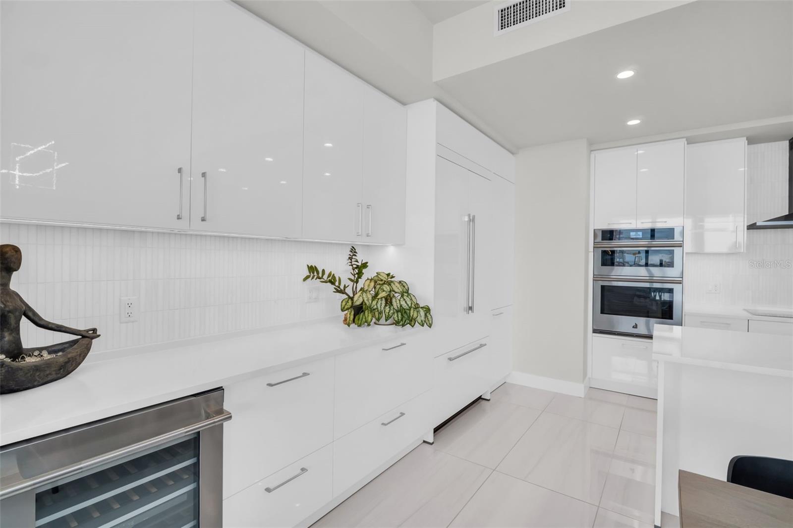 Image 7 of 69 For 301 1st Street S 1205