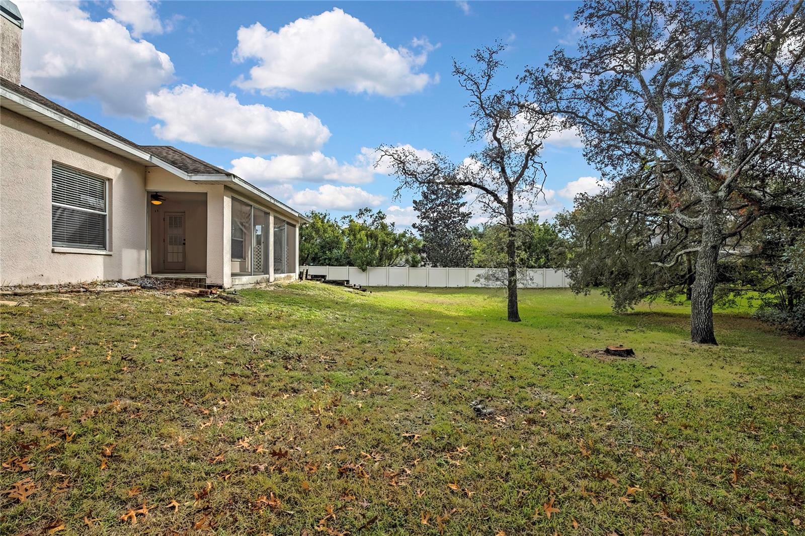 Image 33 of 46 For 12052 Jade Avenue