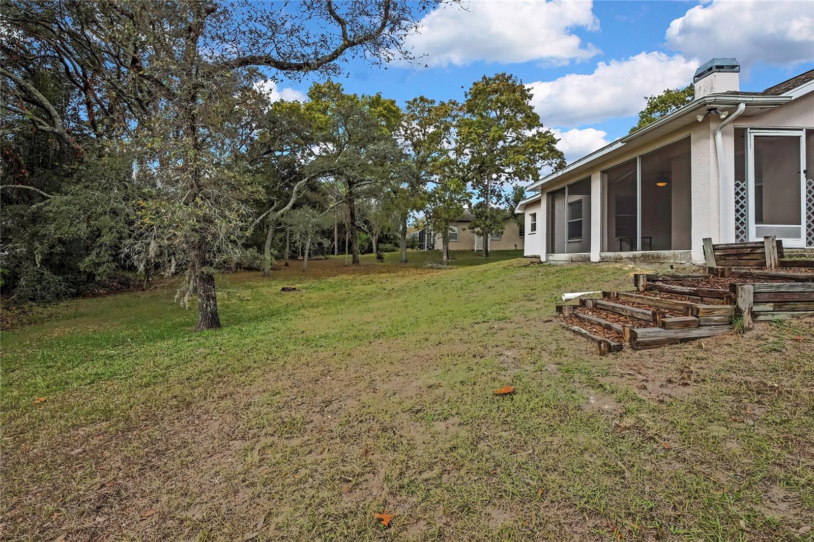 Image 36 of 46 For 12052 Jade Avenue