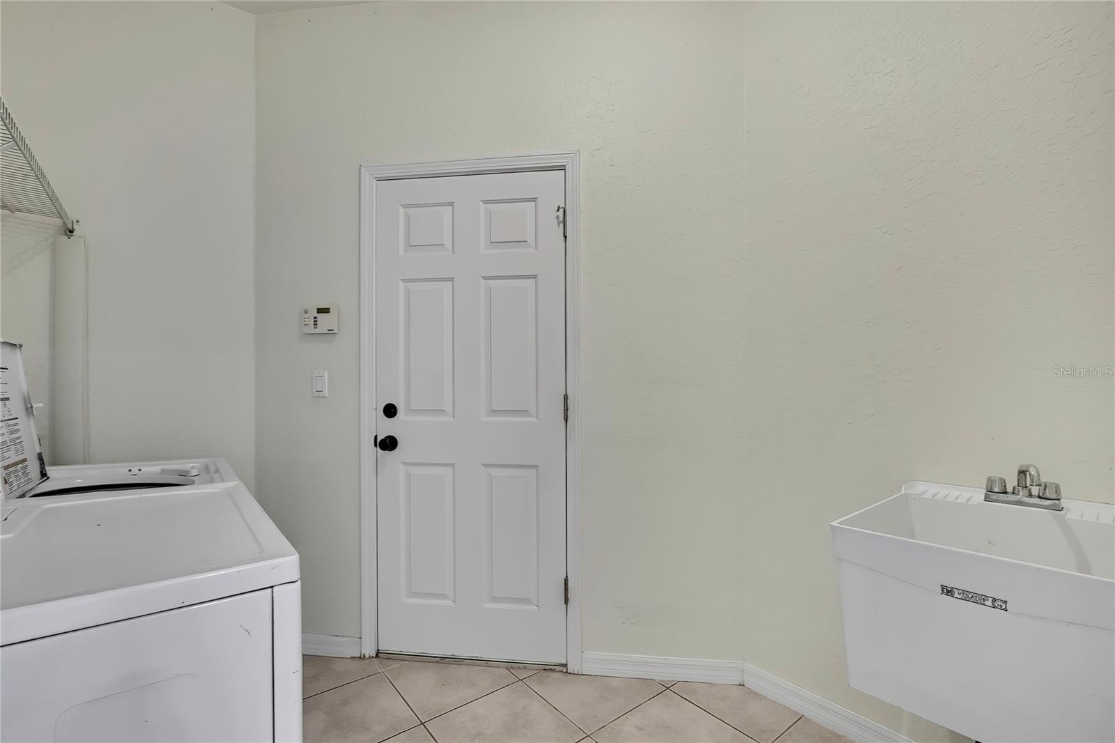 Image 44 of 46 For 12052 Jade Avenue