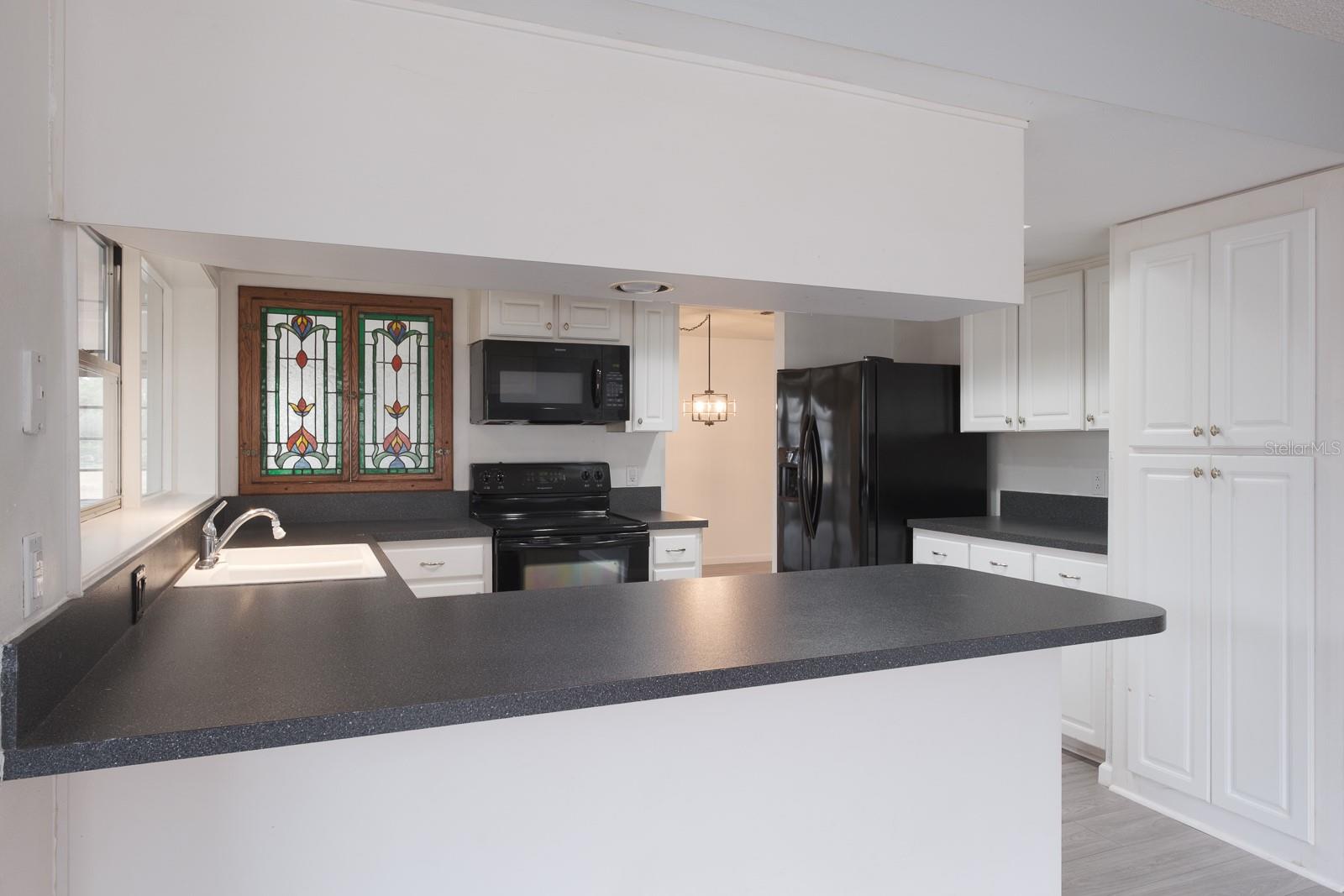 Image 24 of 76 For 4814 Prince George Circle