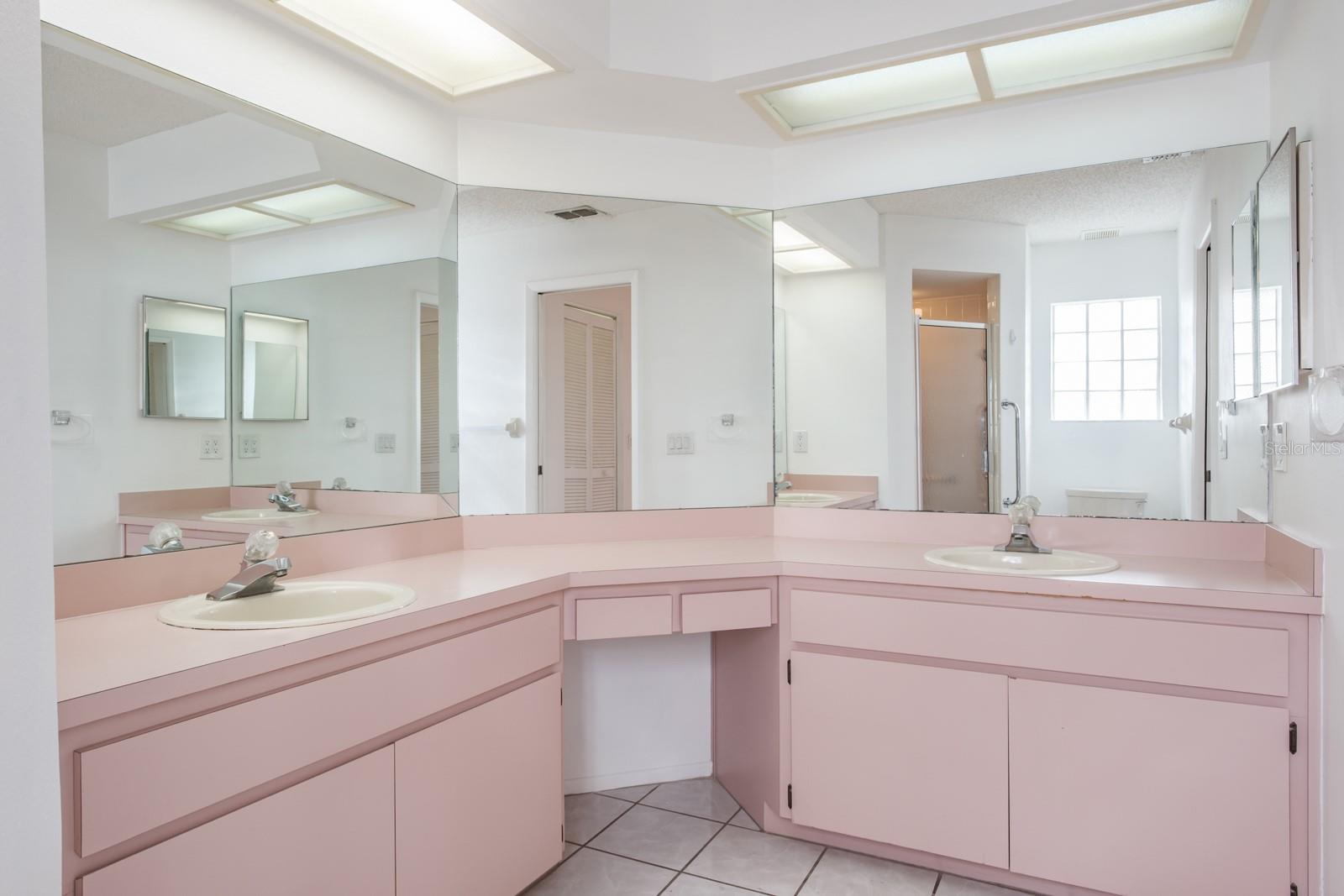 Image 33 of 76 For 4814 Prince George Circle