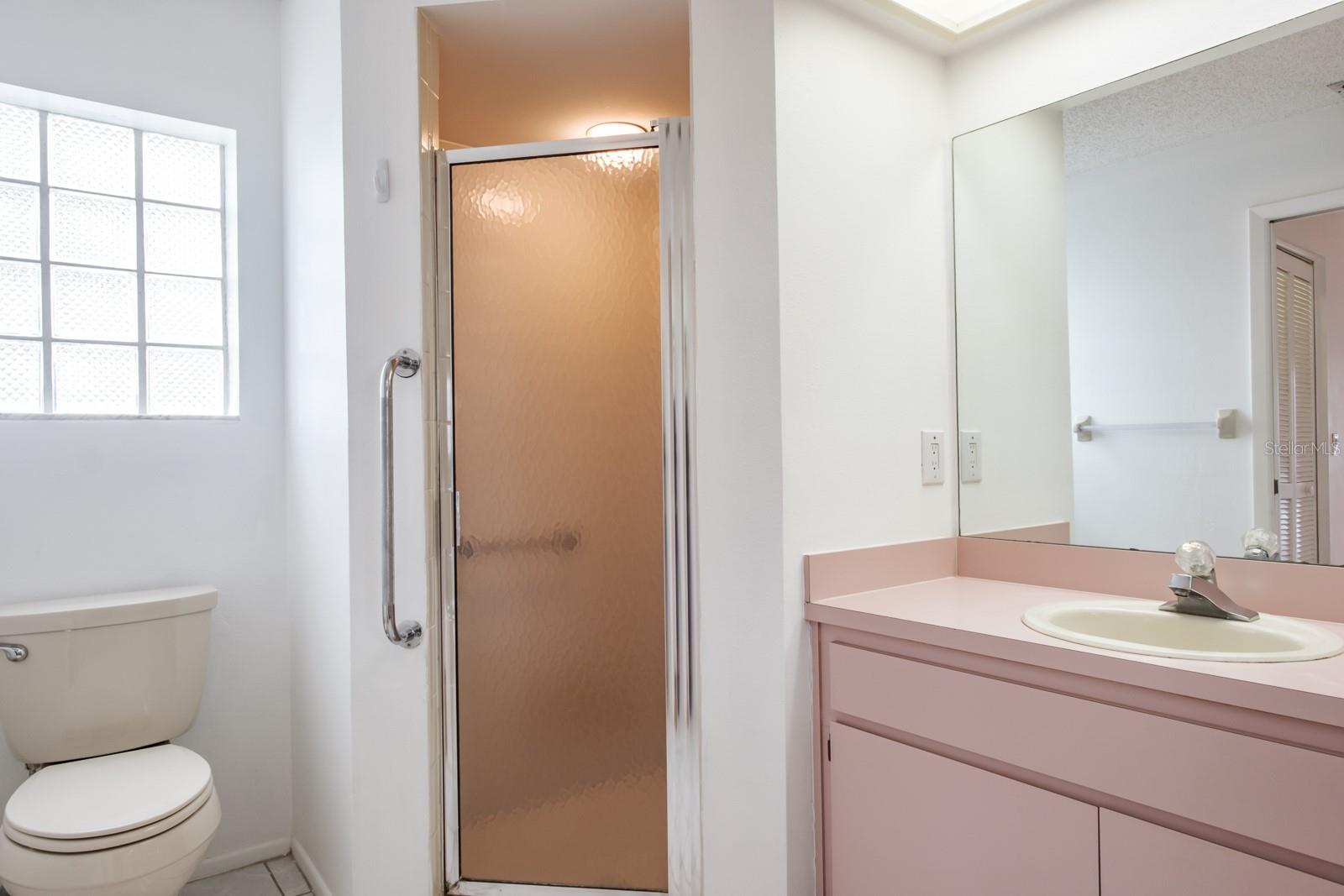 Image 34 of 76 For 4814 Prince George Circle