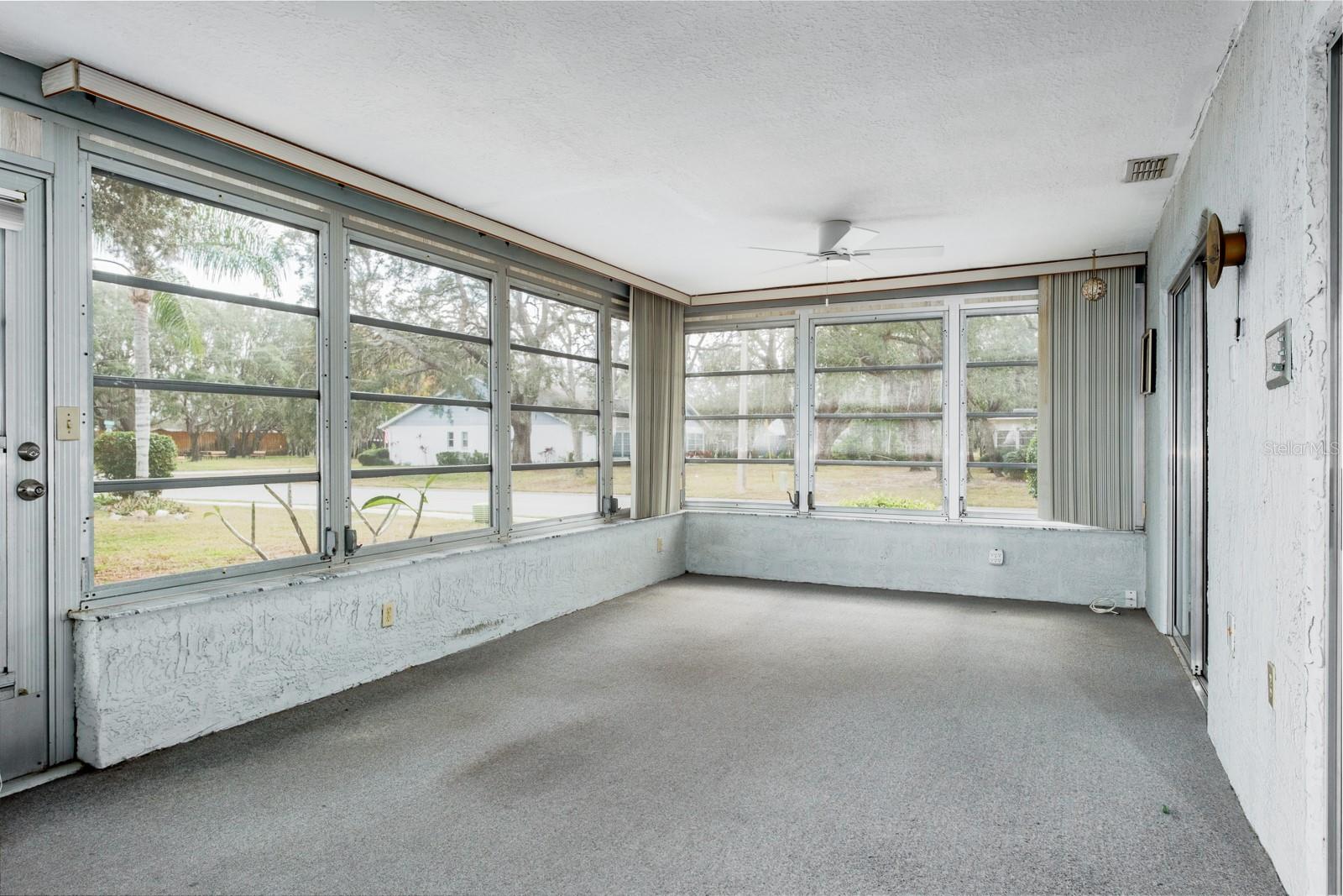 Image 46 of 76 For 4814 Prince George Circle