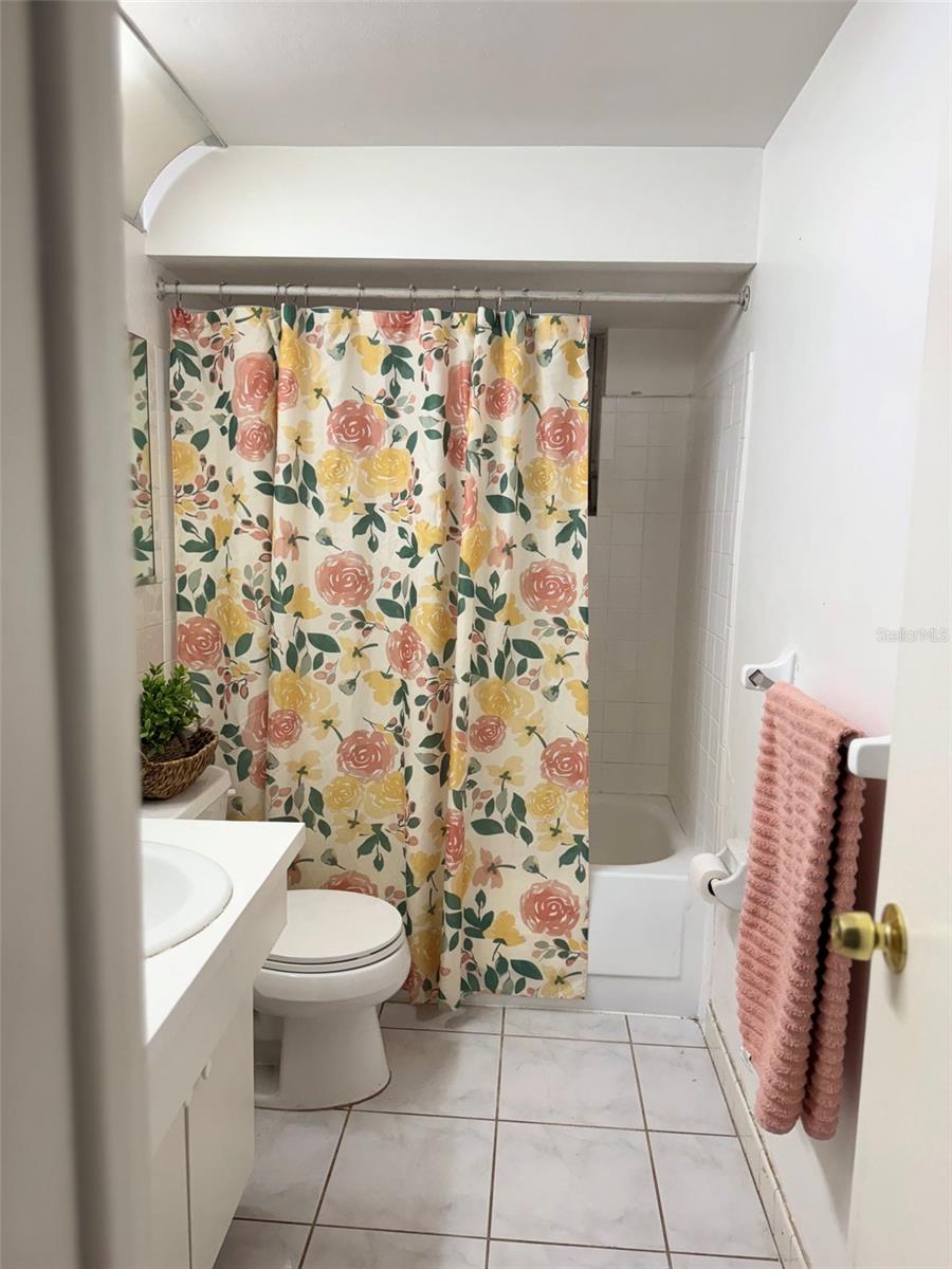 Image 16 of 18 For 3251 Devonshire Drive