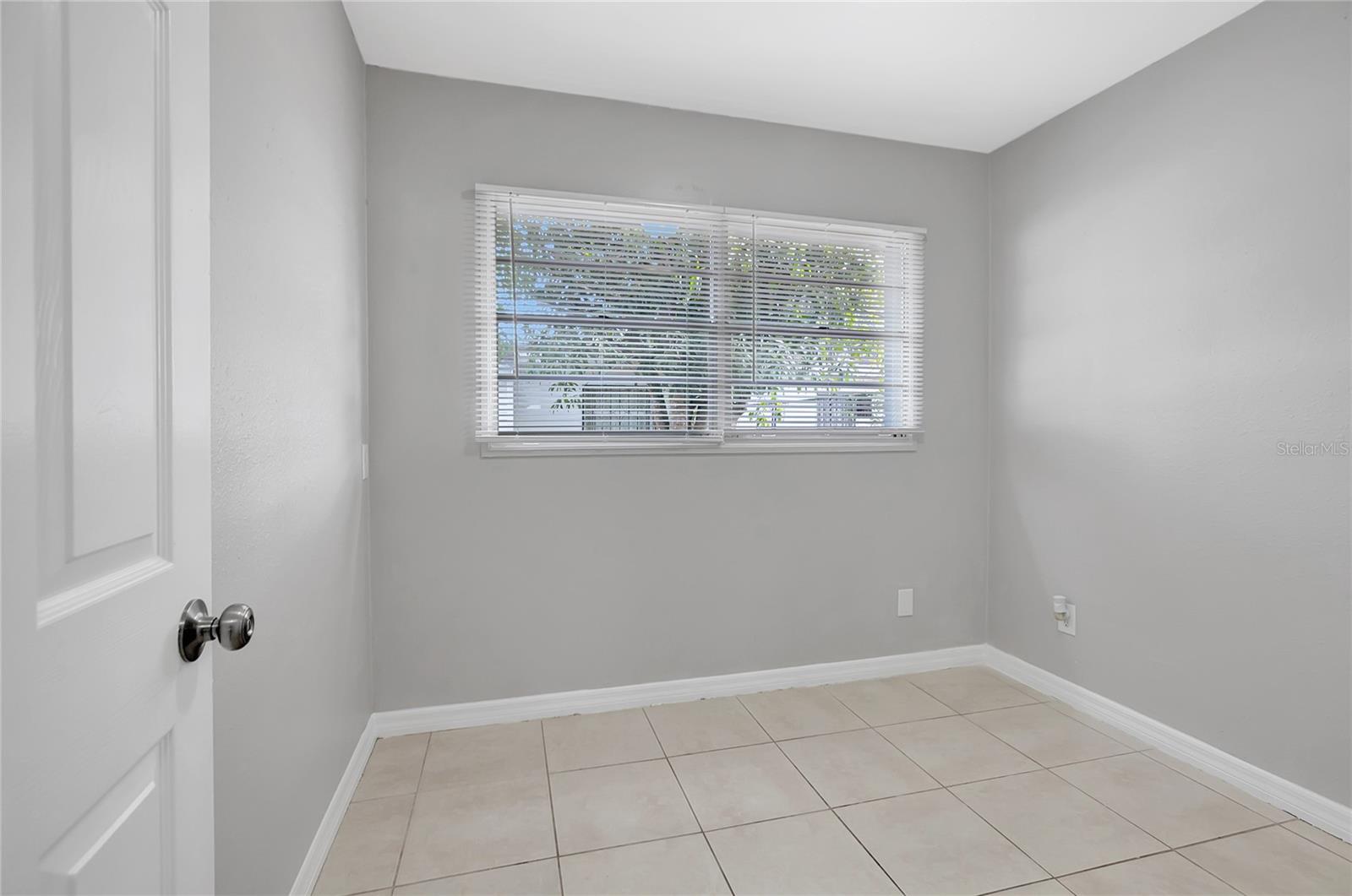 Image 18 of 31 For 2317 110th Avenue