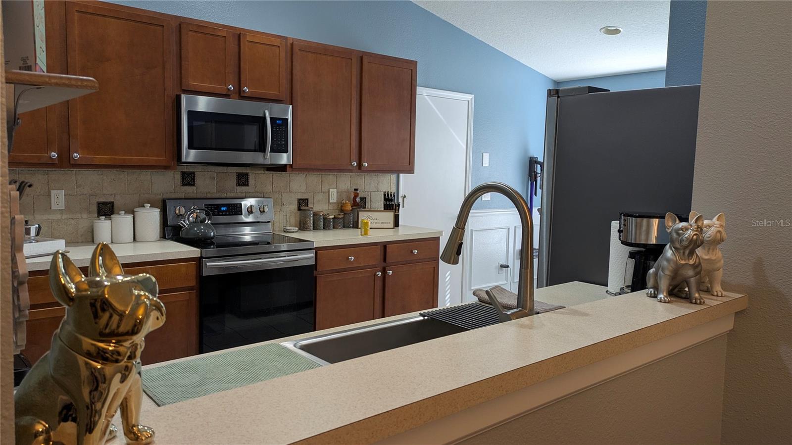 Image 13 of 29 For 581 Painted Leaf Drive