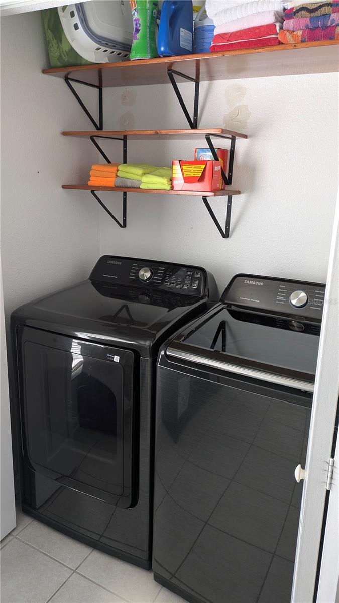 Image 14 of 29 For 581 Painted Leaf Drive