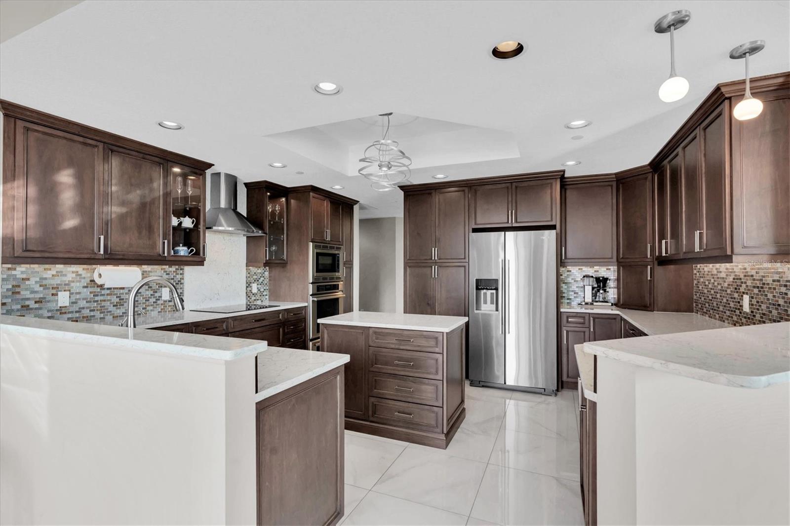 Image 16 of 50 For 555 5th Avenue Ne 711