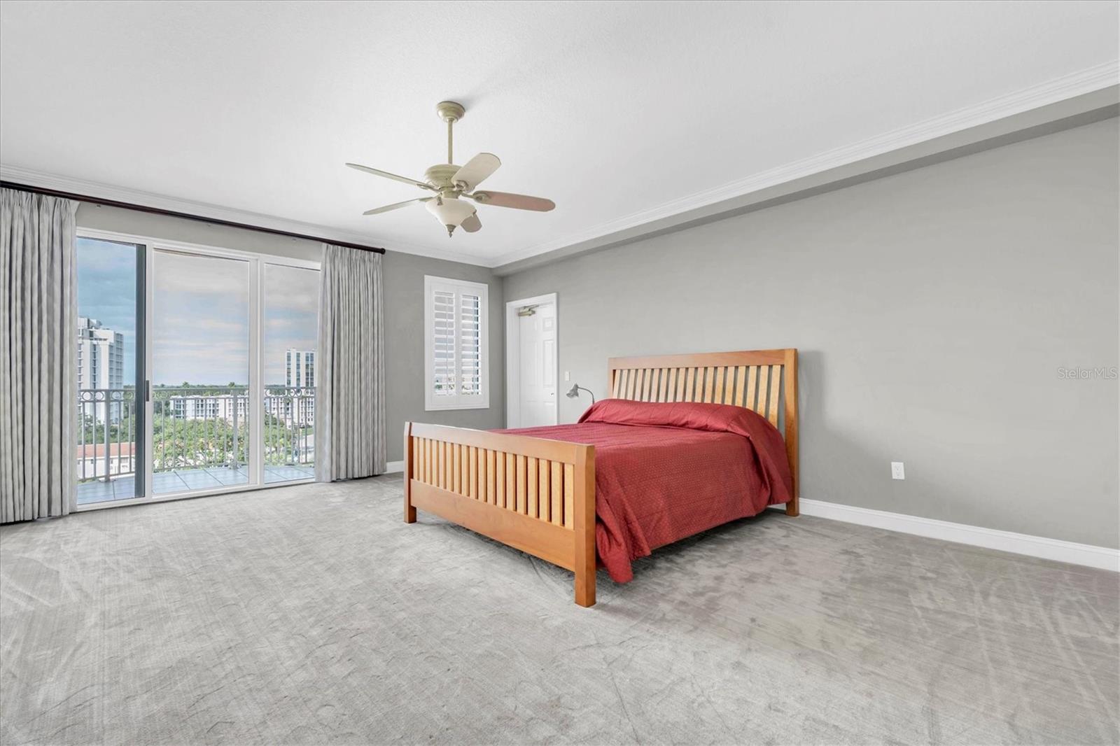 Image 30 of 50 For 555 5th Avenue Ne 711