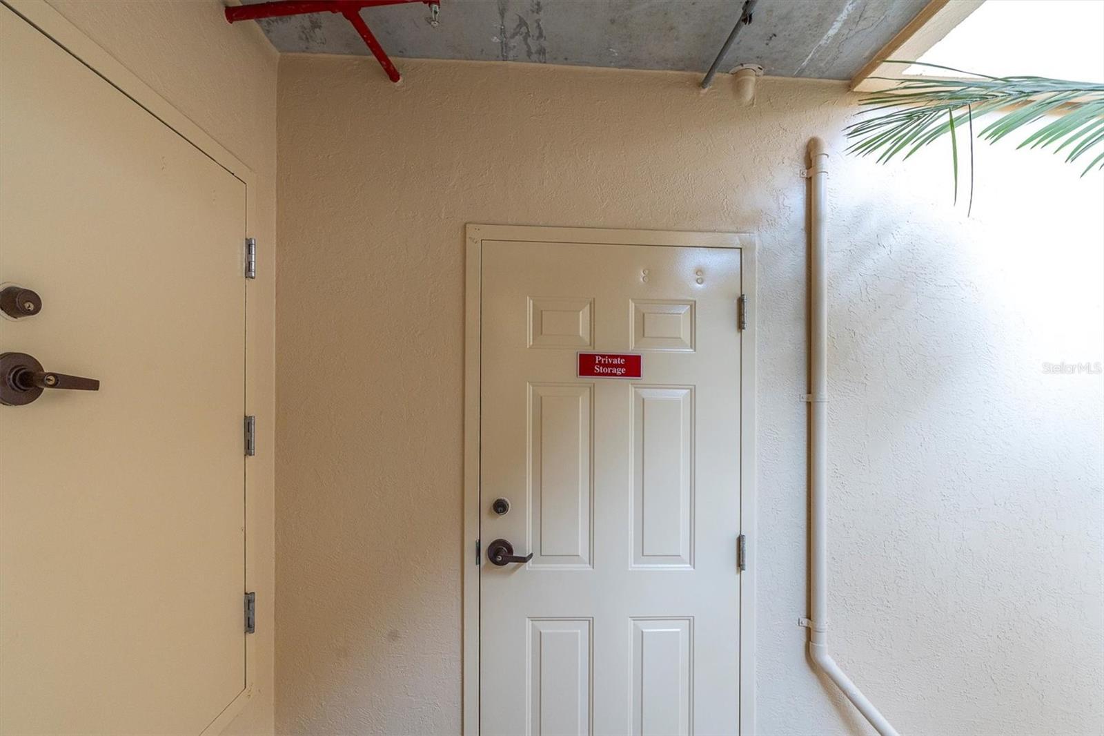 Image 46 of 50 For 555 5th Avenue Ne 711