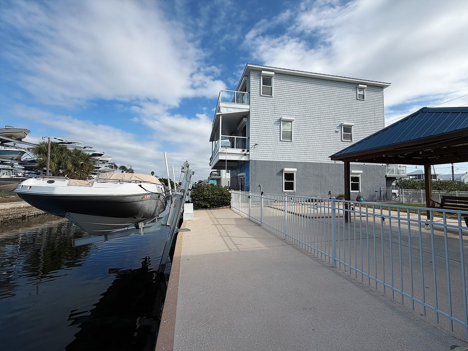 Image 32 of 40 For 6249 Lonnie Lee Lane