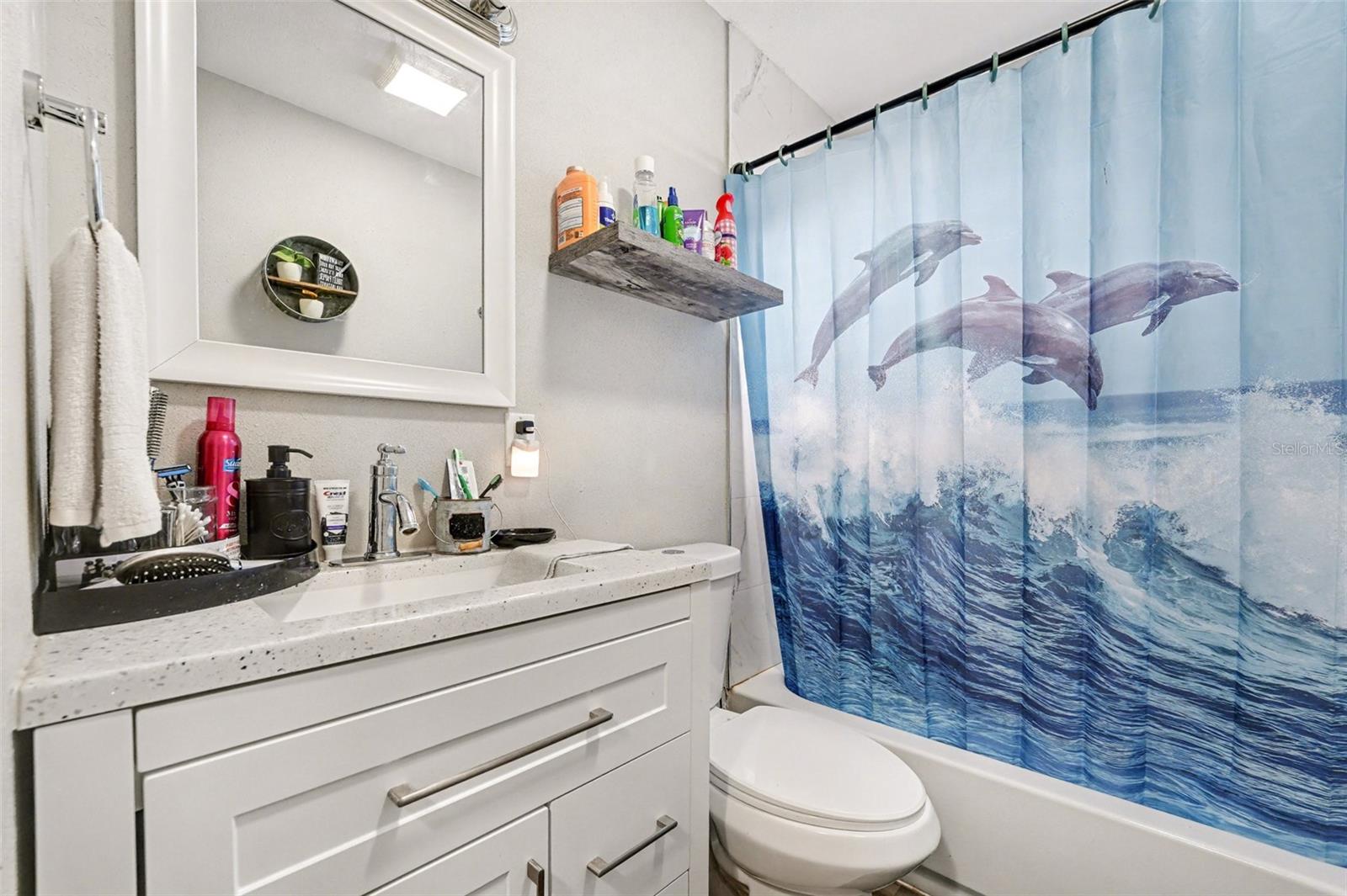 Image 17 of 24 For 45 Queens Court