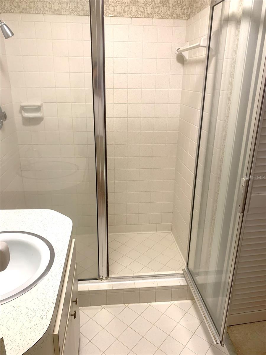 Image 12 of 28 For 1104 Knight Street