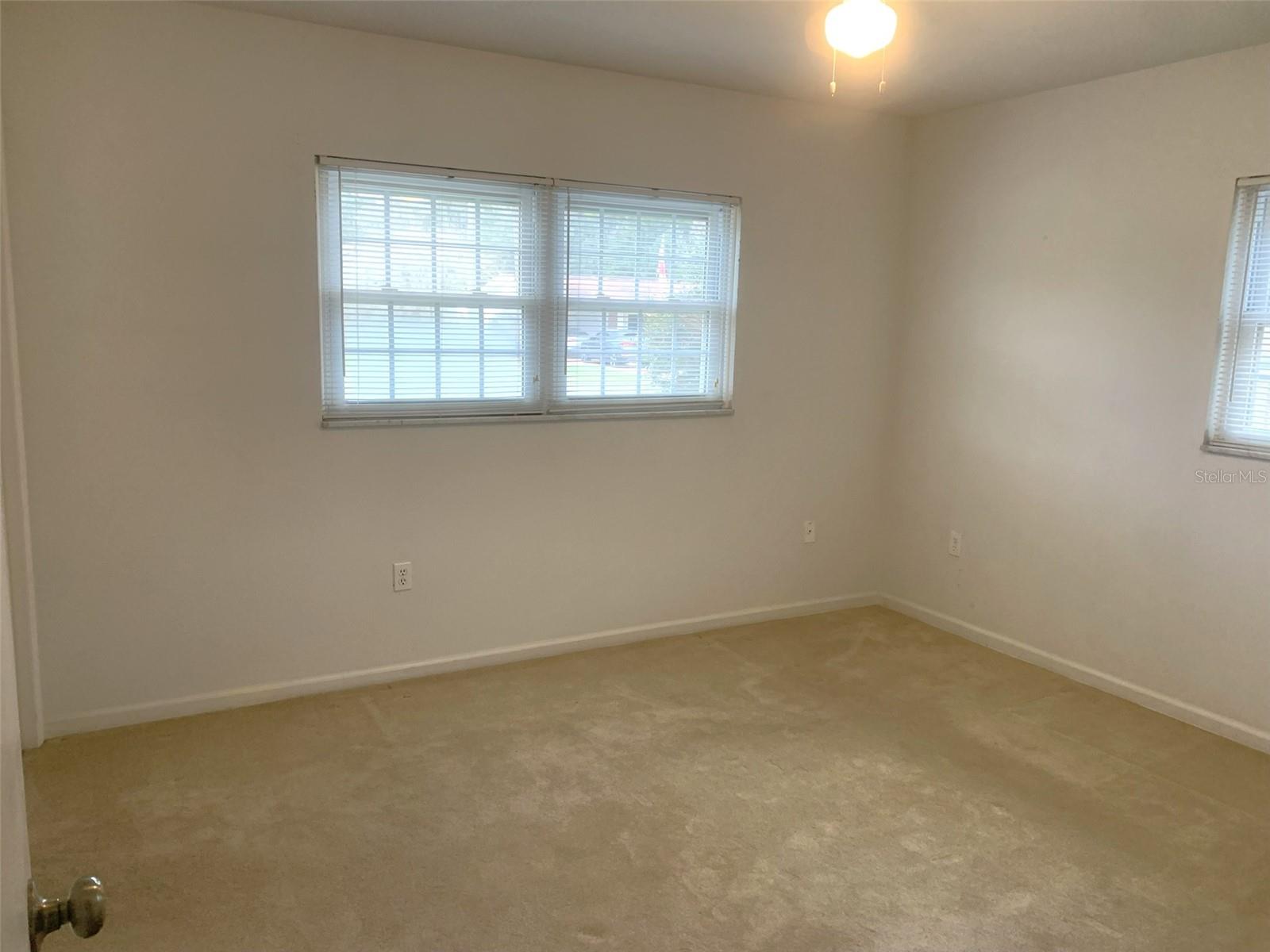 Image 16 of 28 For 1104 Knight Street