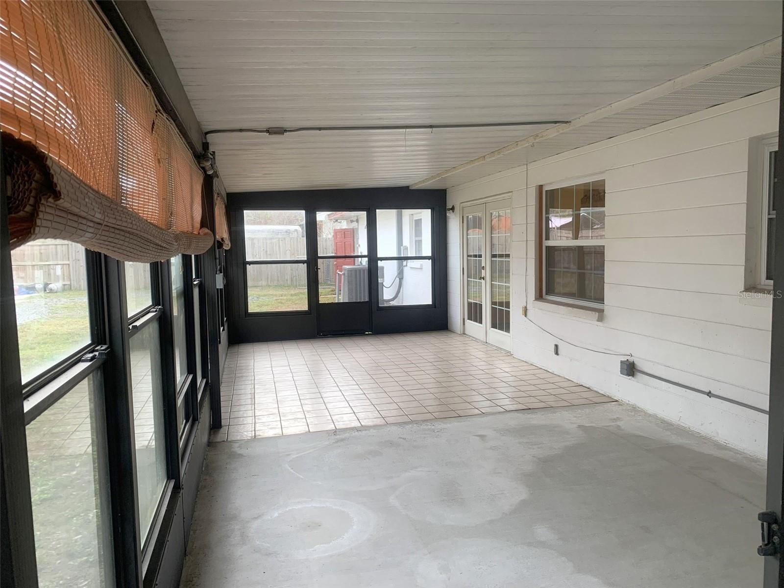 Image 19 of 28 For 1104 Knight Street