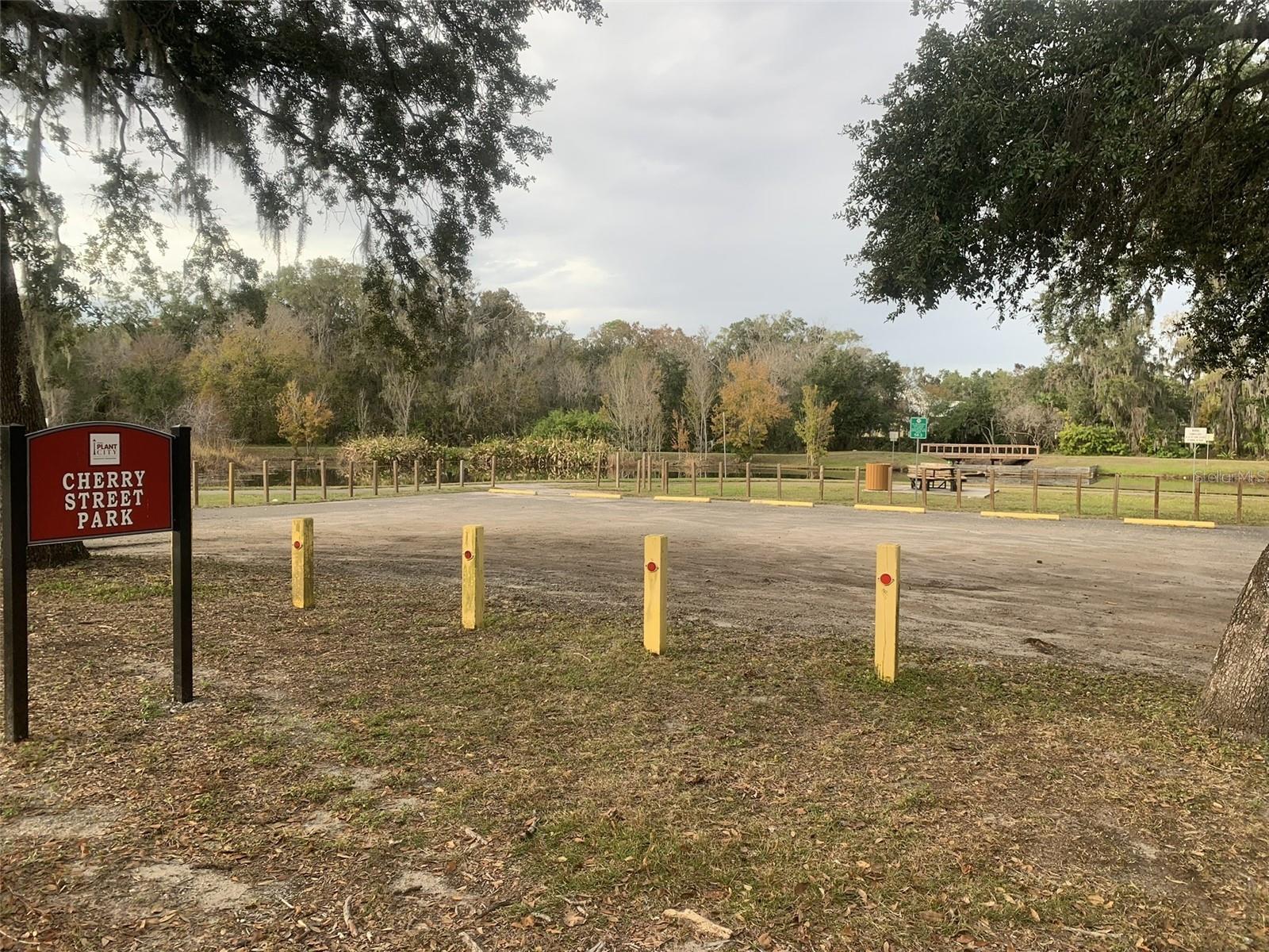 Image 26 of 28 For 1104 Knight Street