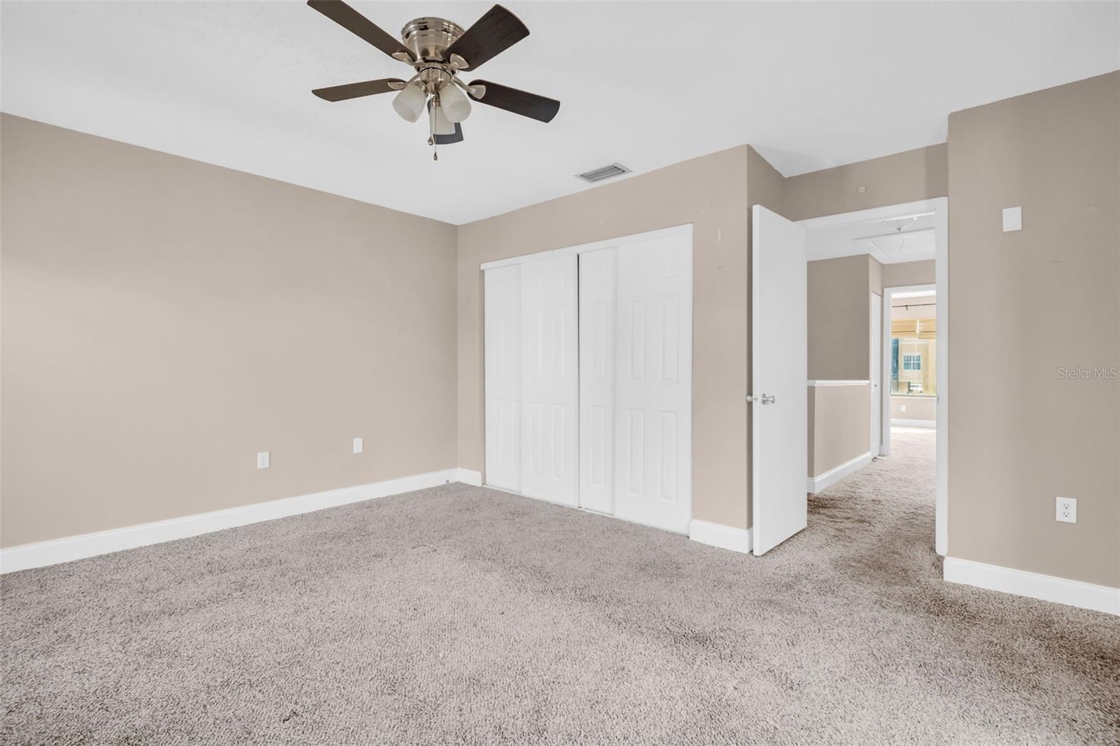 Image 20 of 61 For 4307 Harbor House Drive 13