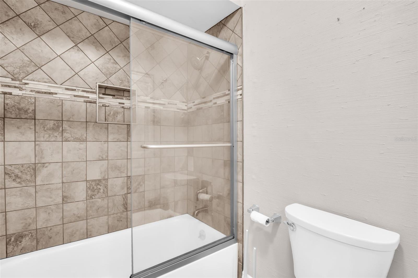 Image 30 of 61 For 4307 Harbor House Drive 13