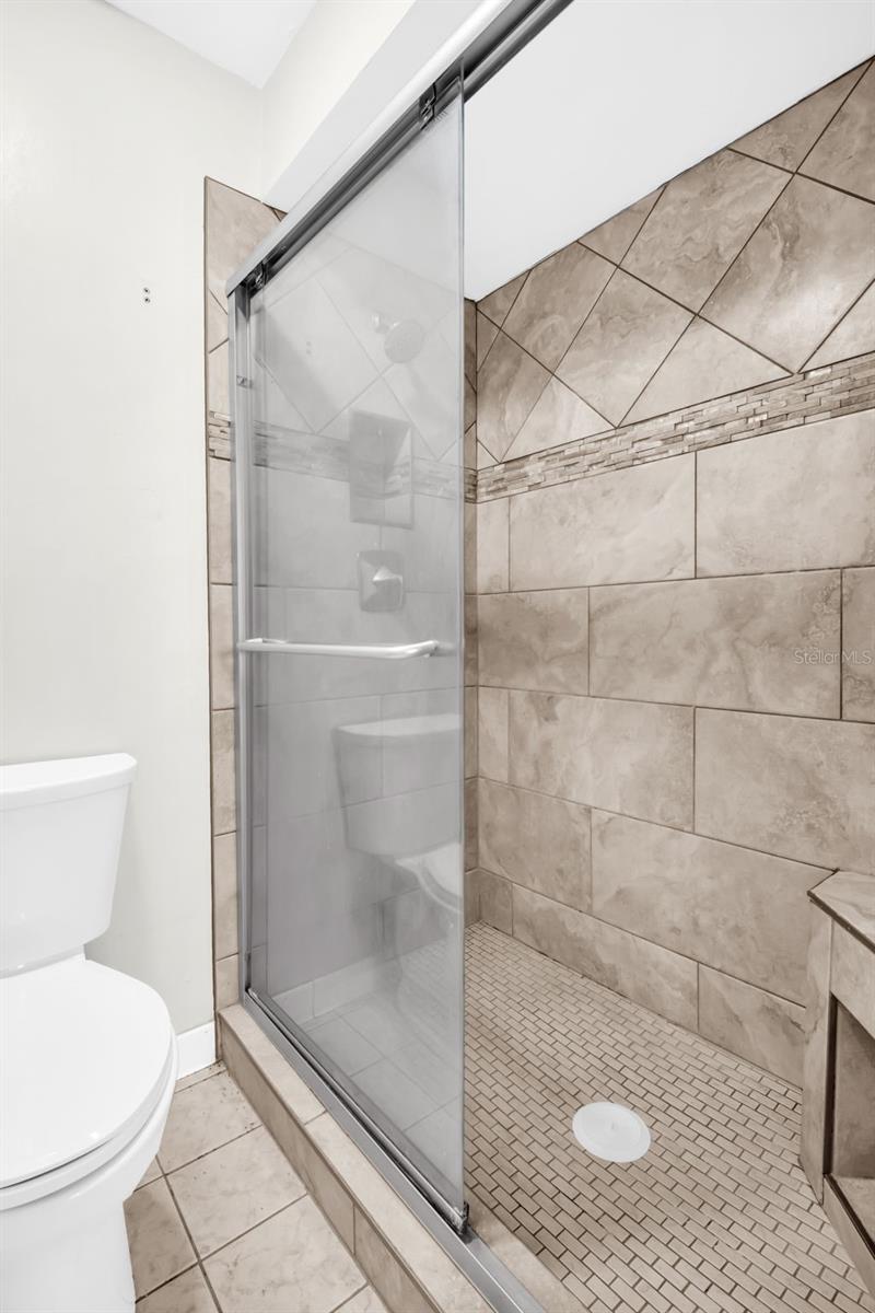 Image 31 of 61 For 4307 Harbor House Drive 13