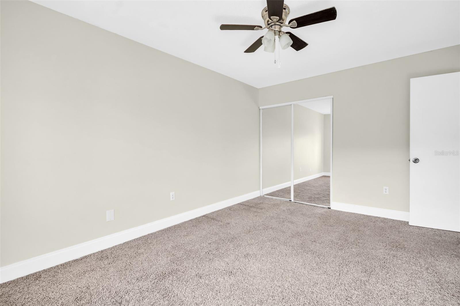 Image 33 of 61 For 4307 Harbor House Drive 13