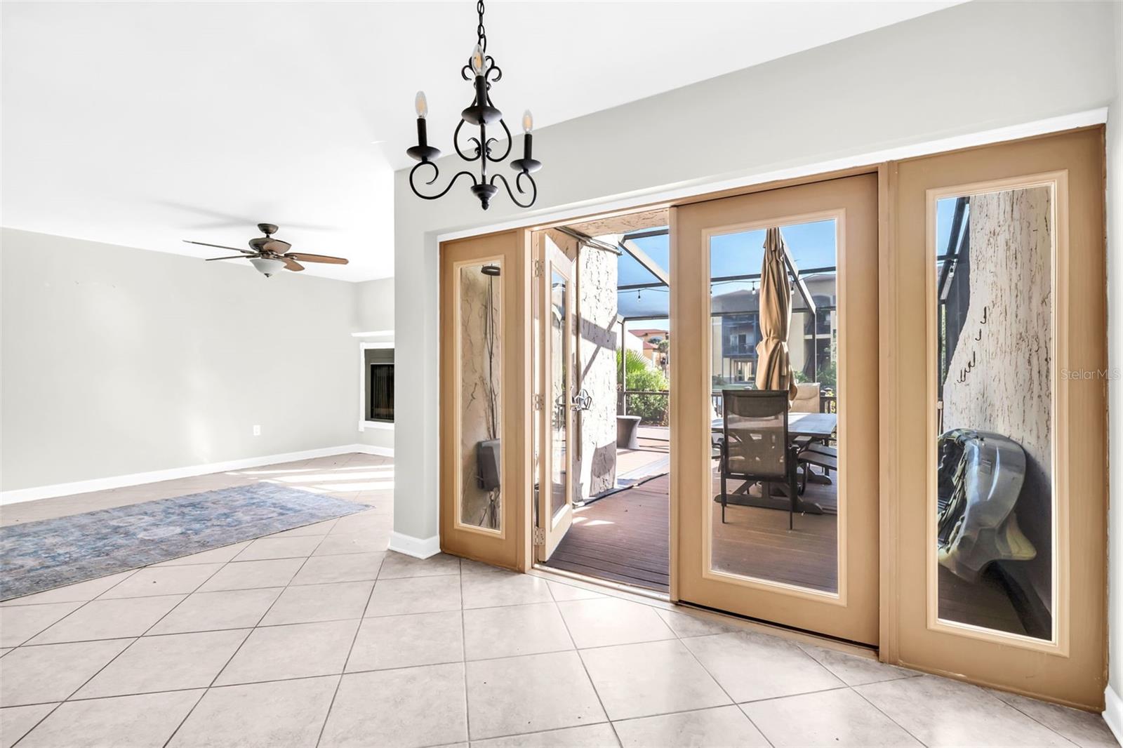 Image 5 of 61 For 4307 Harbor House Drive 13