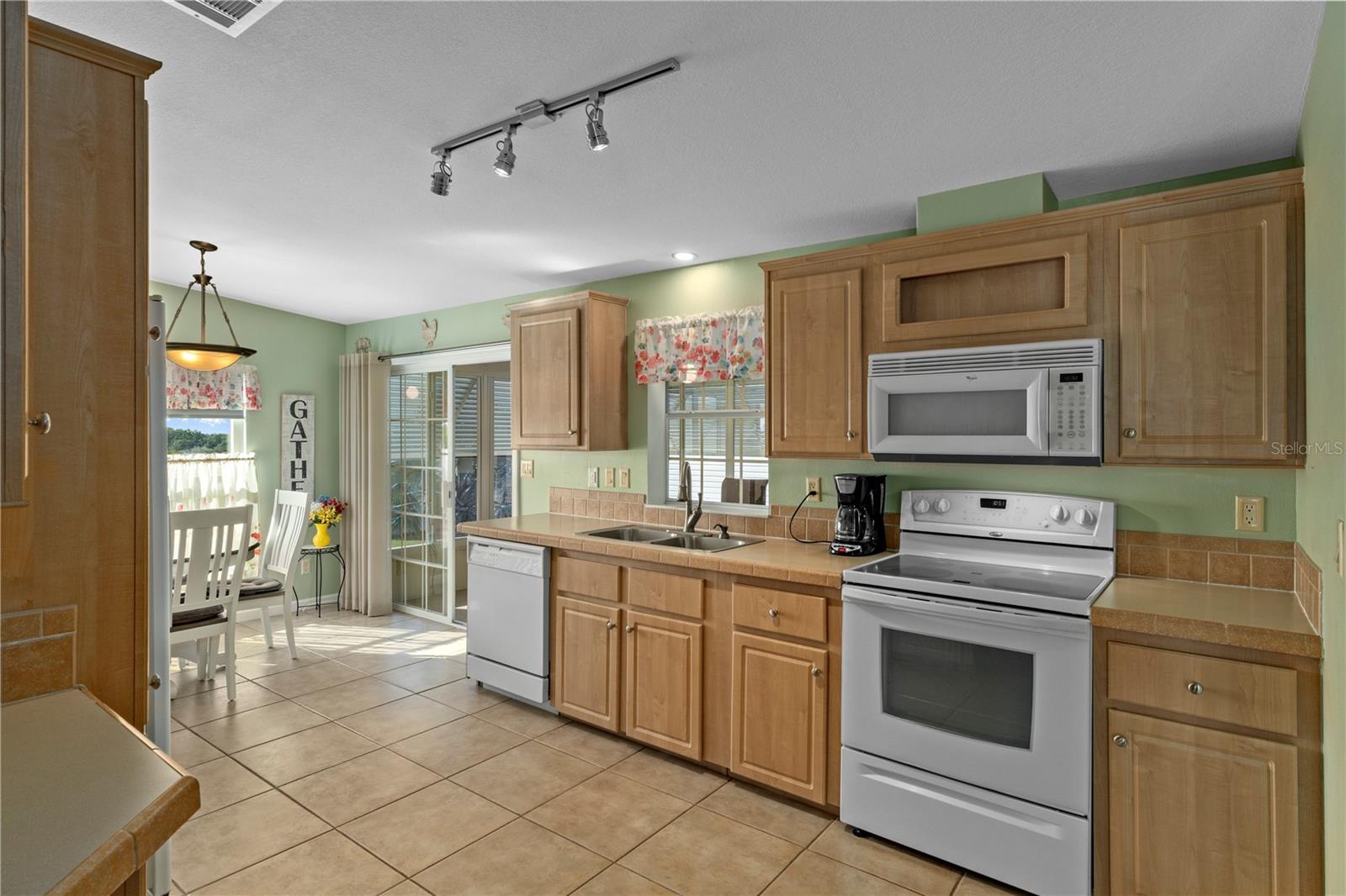 Image 16 of 41 For 37546 Lilly Bea Avenue