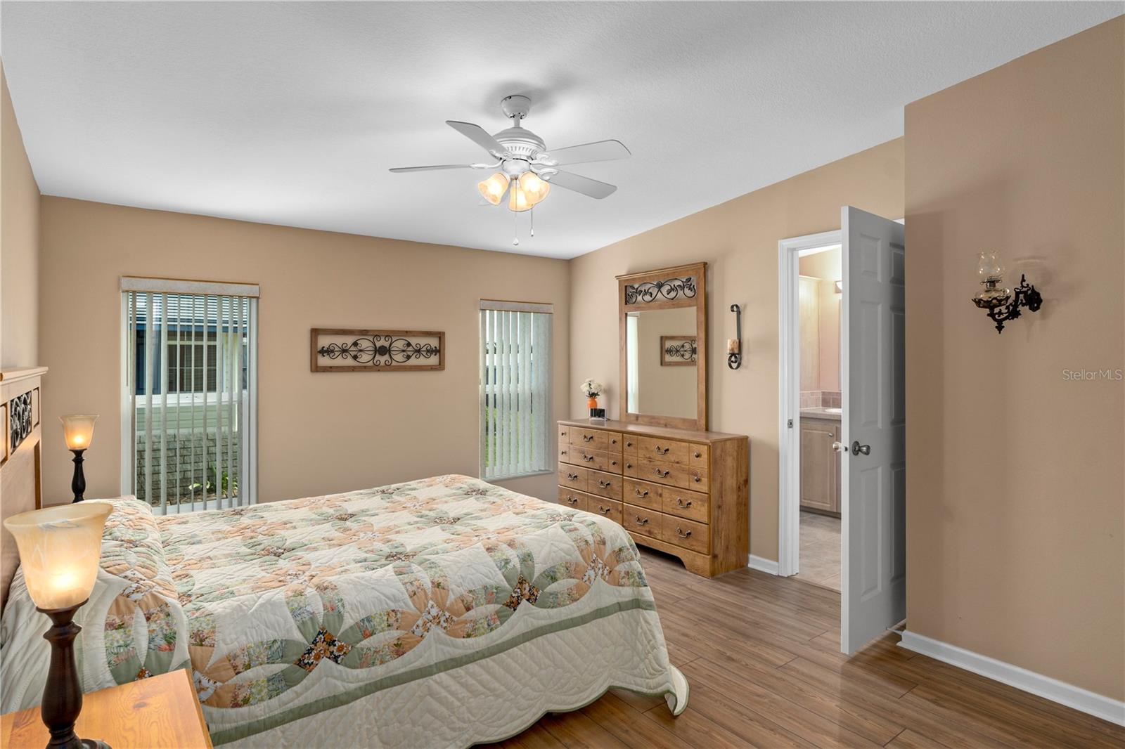 Image 21 of 41 For 37546 Lilly Bea Avenue