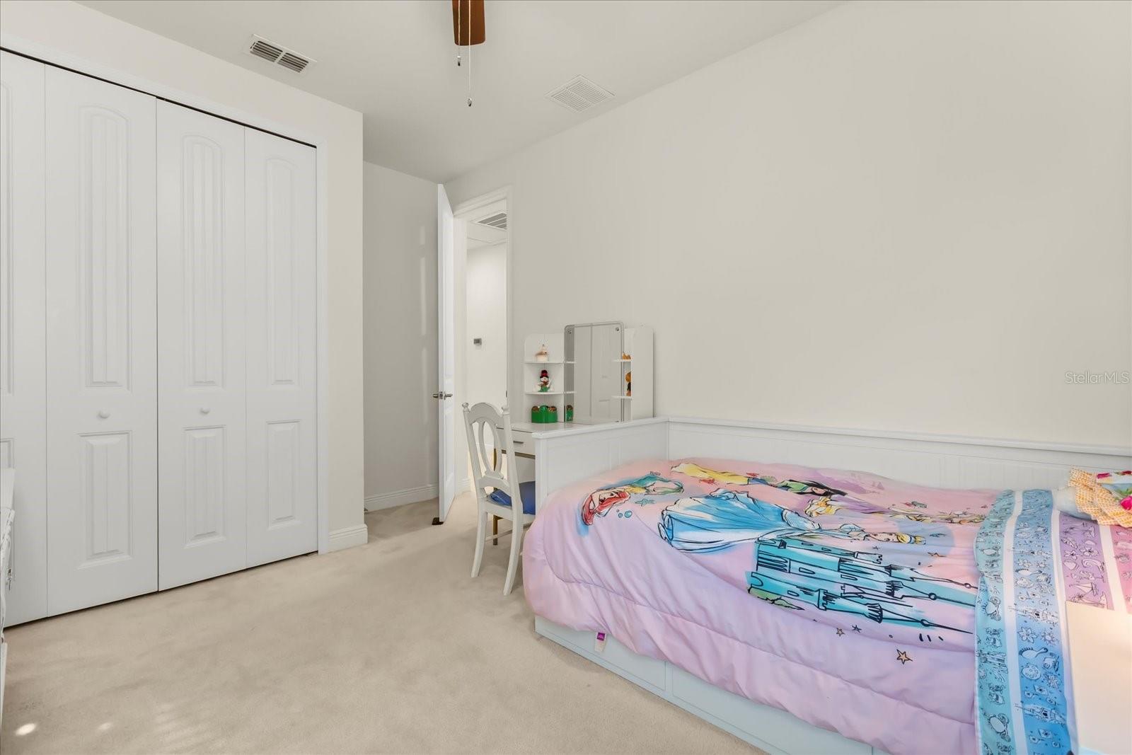 Image 31 of 69 For 9282 Woodcrane Drive