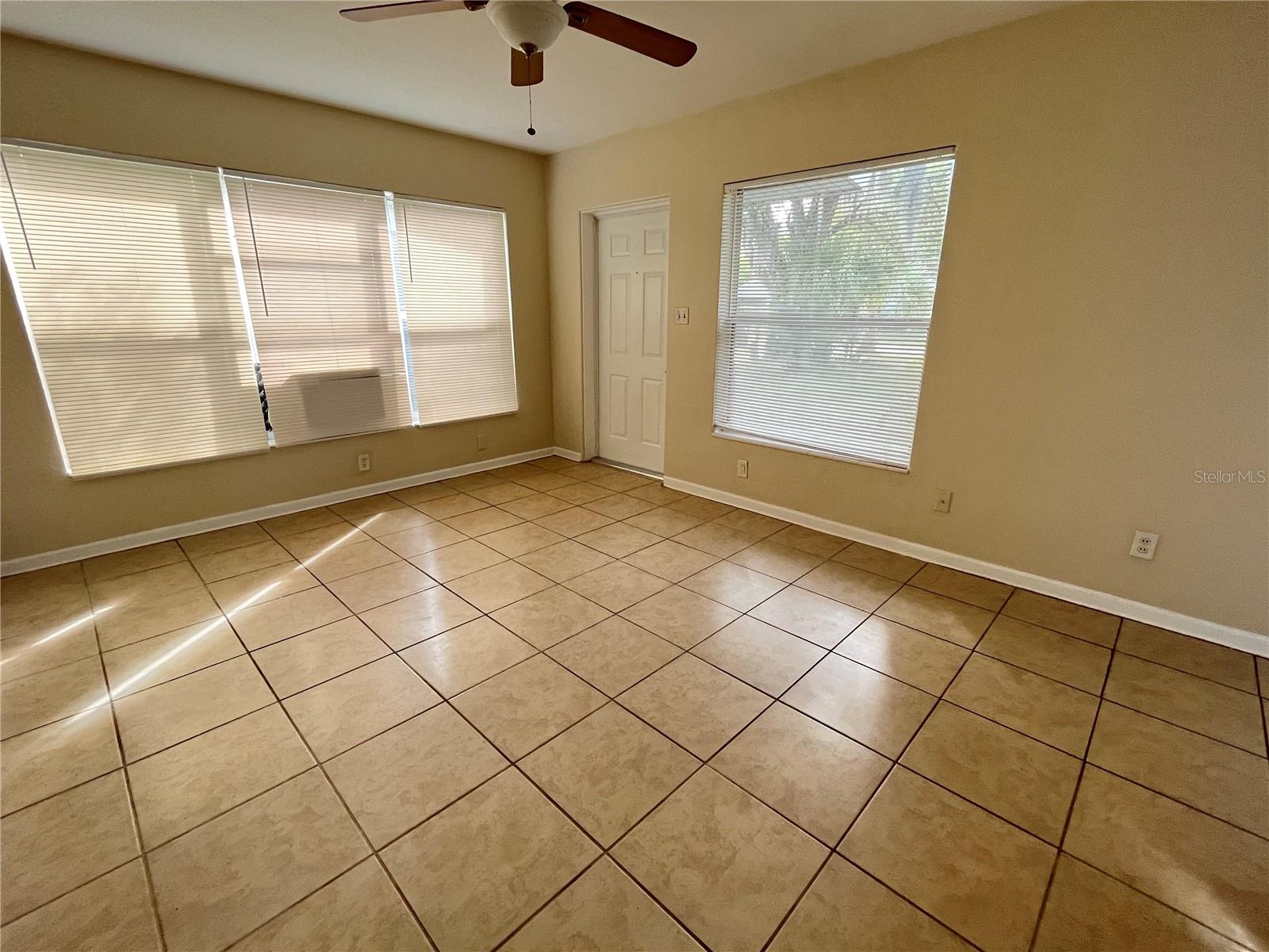 Image 4 of 8 For 750 26th Street Nw