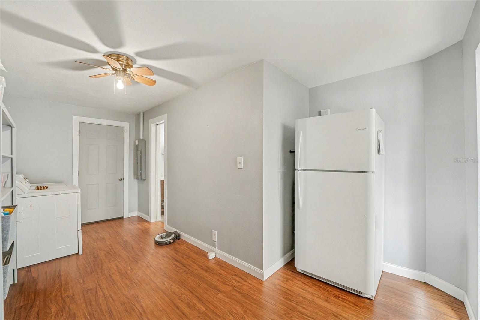 Image 25 of 30 For 21 French Avenue