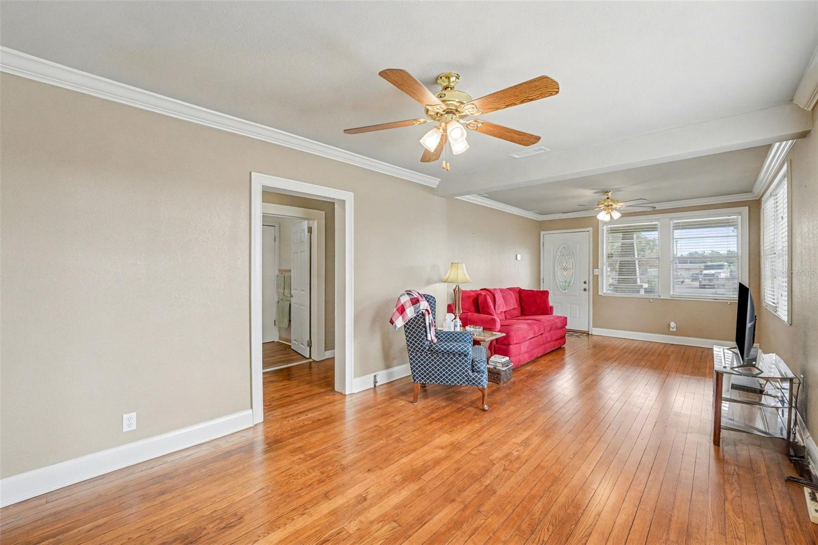 Image 8 of 30 For 21 French Avenue