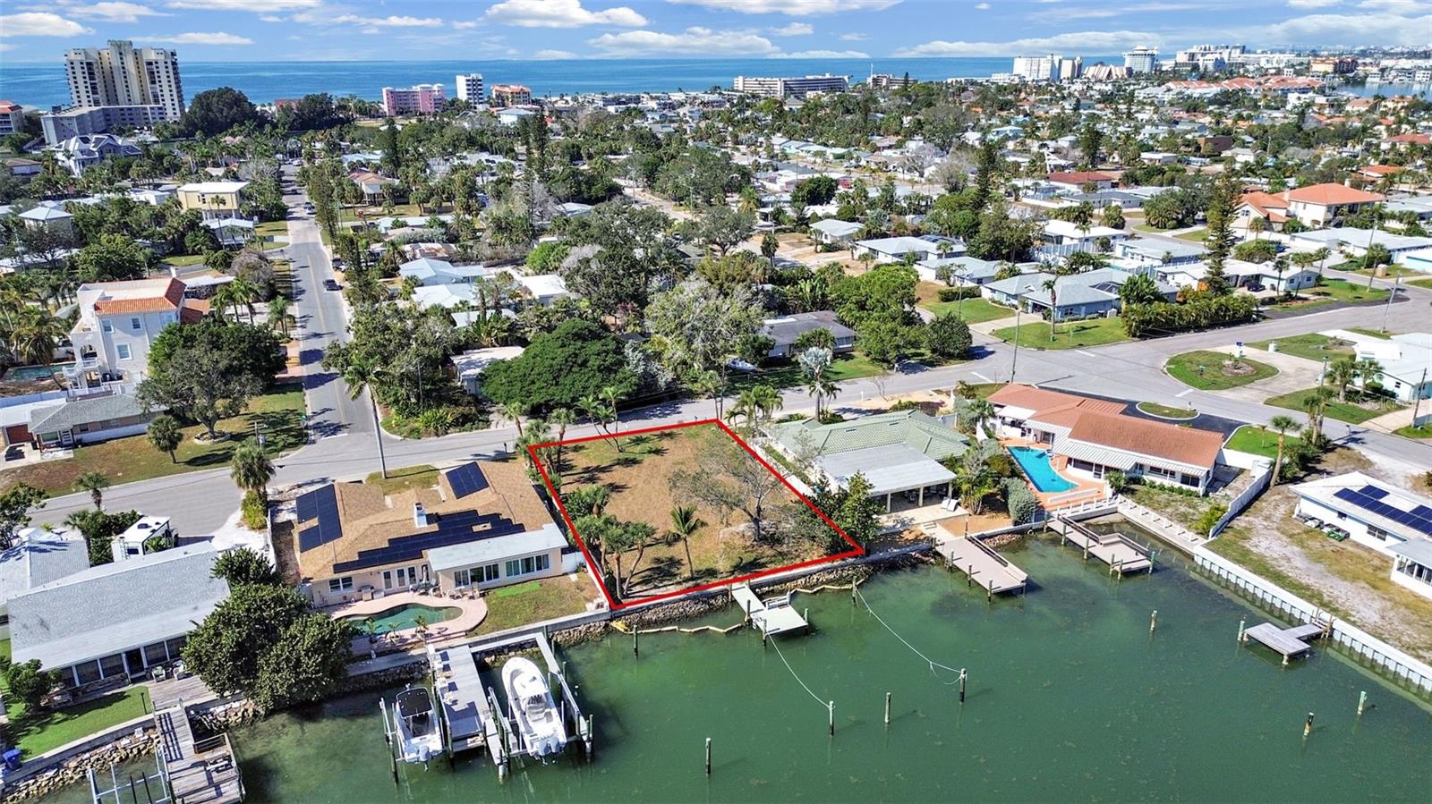 Image 16 of 21 For 4031 Poinsettia Drive