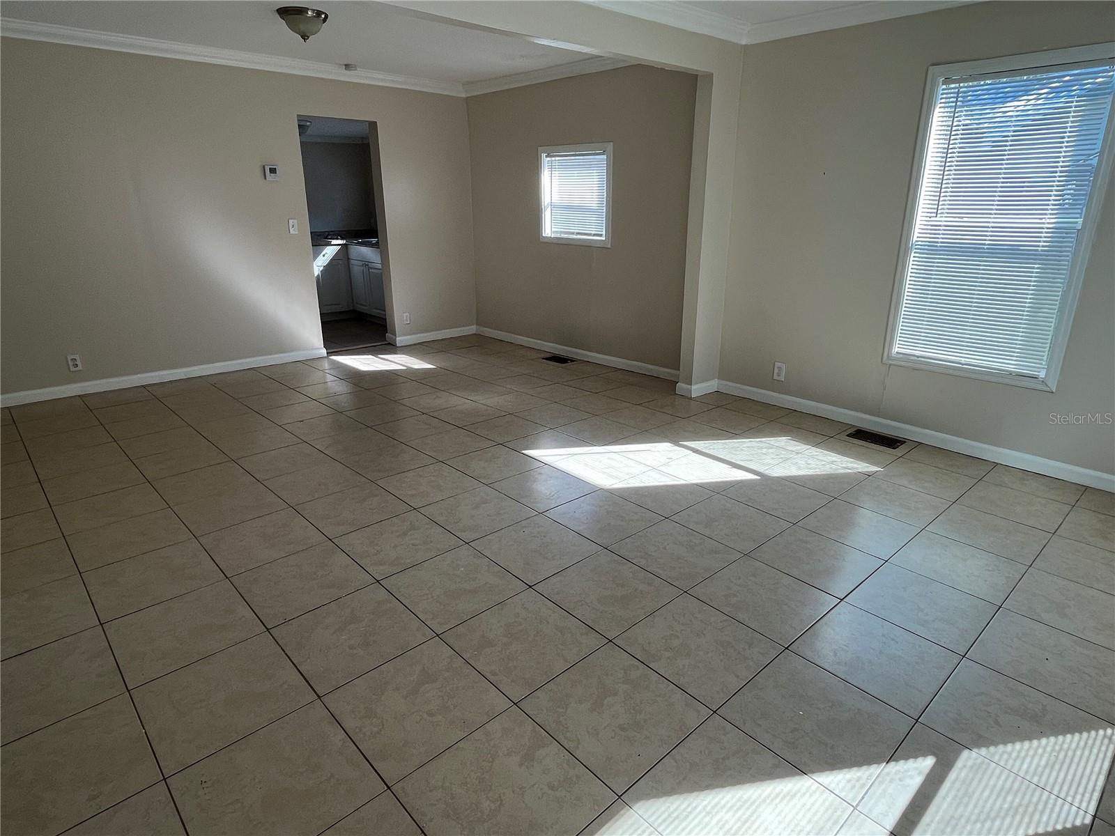 Image 2 of 7 For 218 Chesney Boulevard