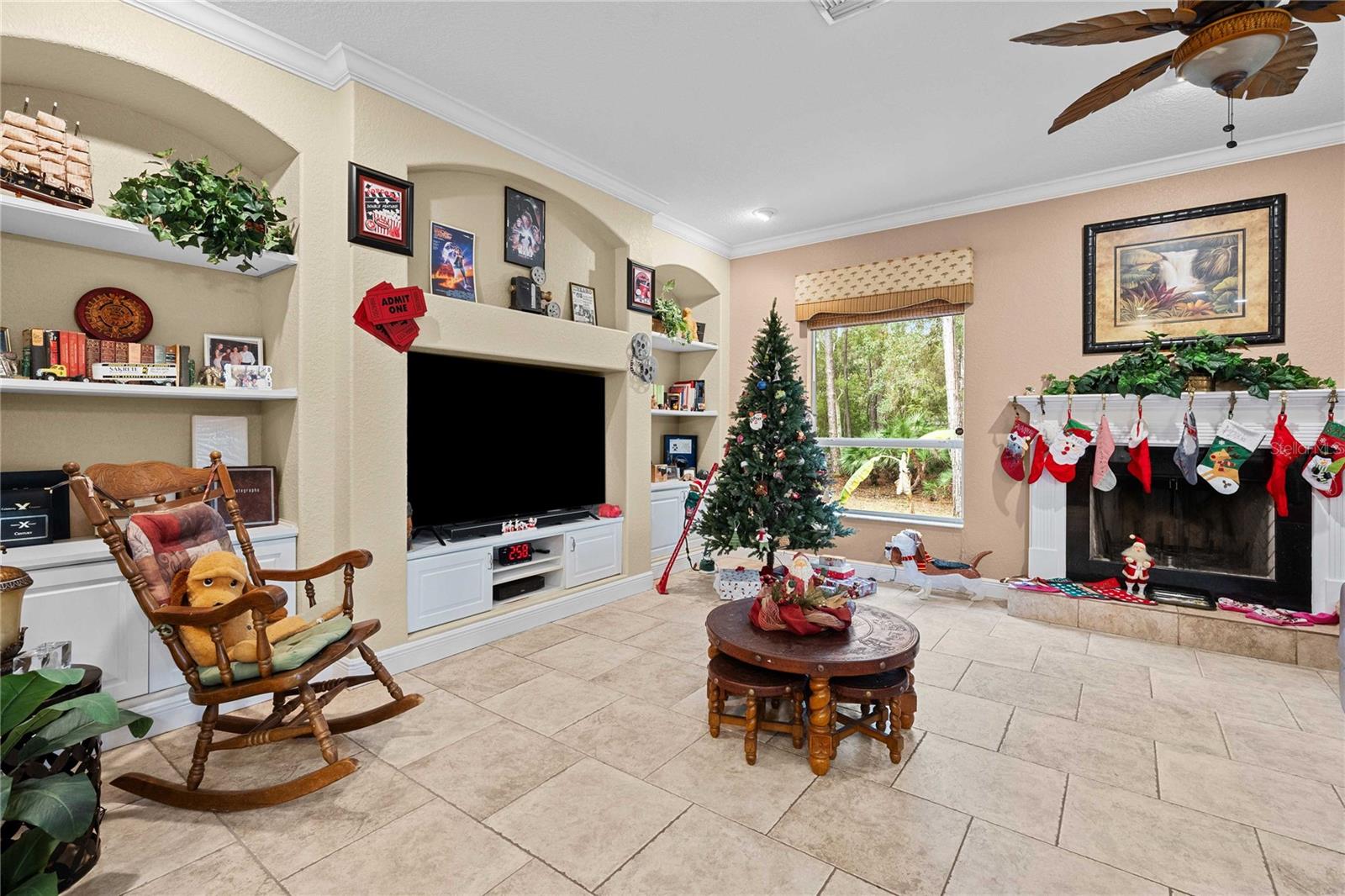 Image 13 of 48 For 26334 Lawrence Avenue