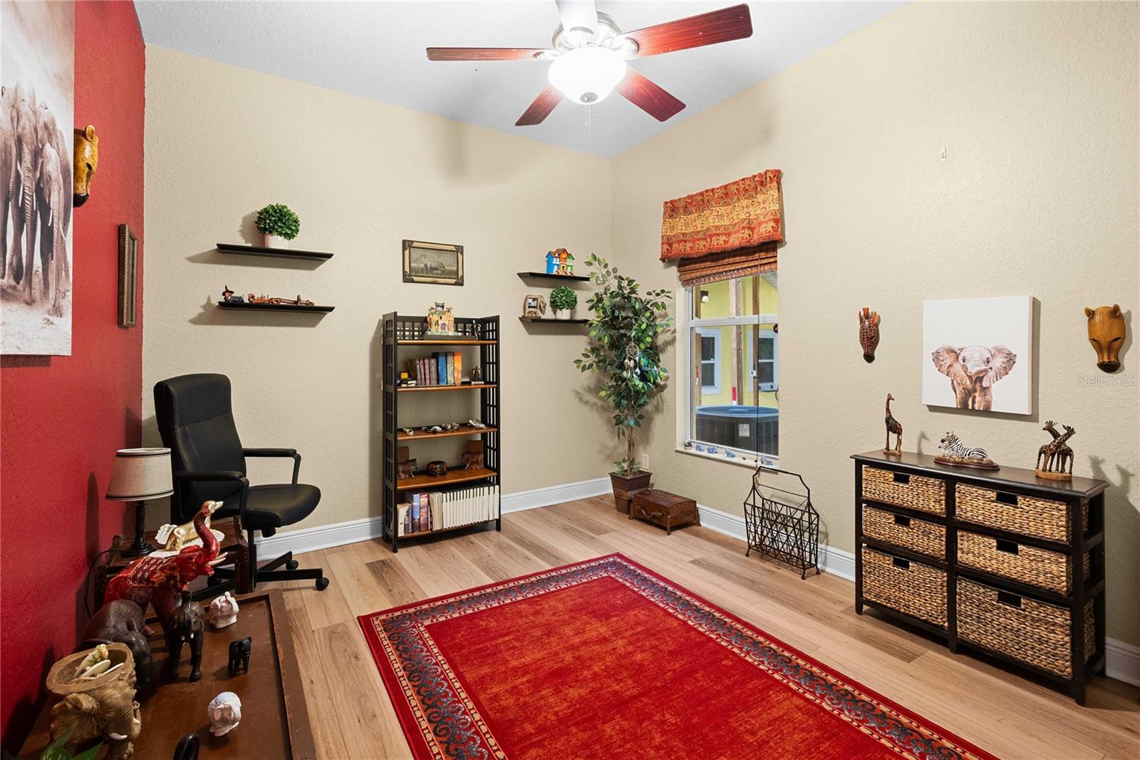 Image 27 of 48 For 26334 Lawrence Avenue