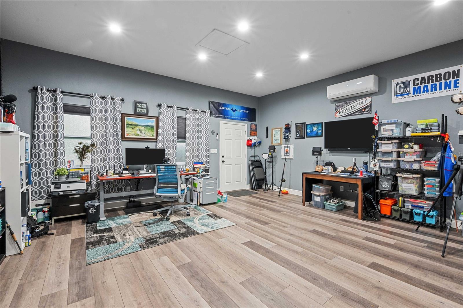 Image 40 of 48 For 26334 Lawrence Avenue