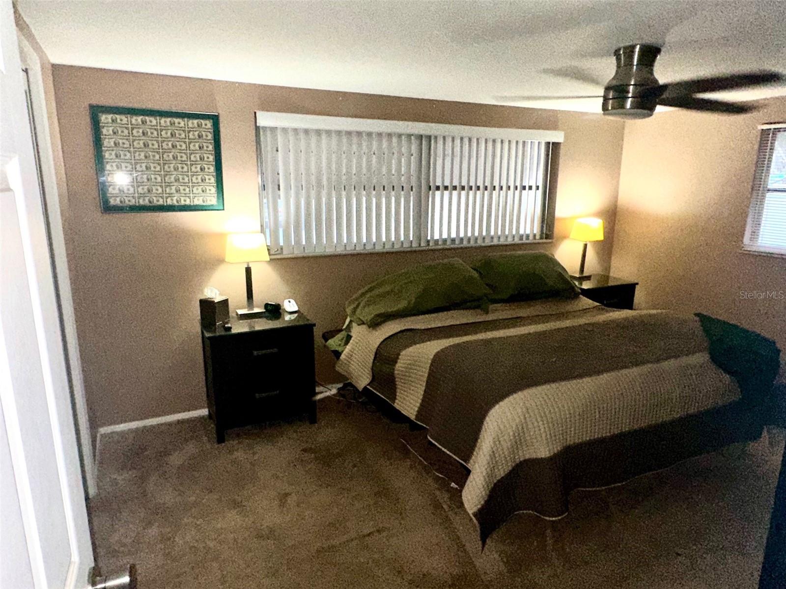 Listing photo id 8 for 5245 Bluejay Drive