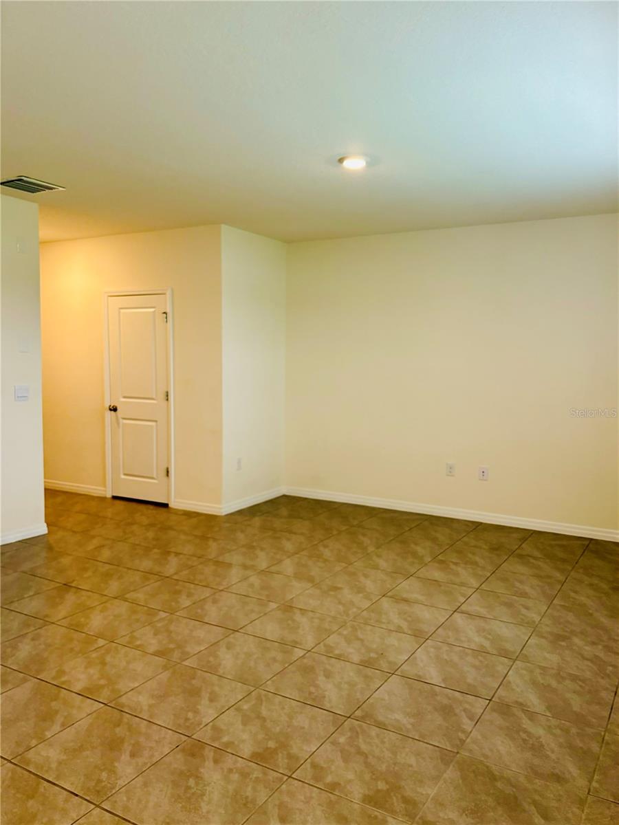 Image 6 of 20 For 10797 Penny Gale Loop