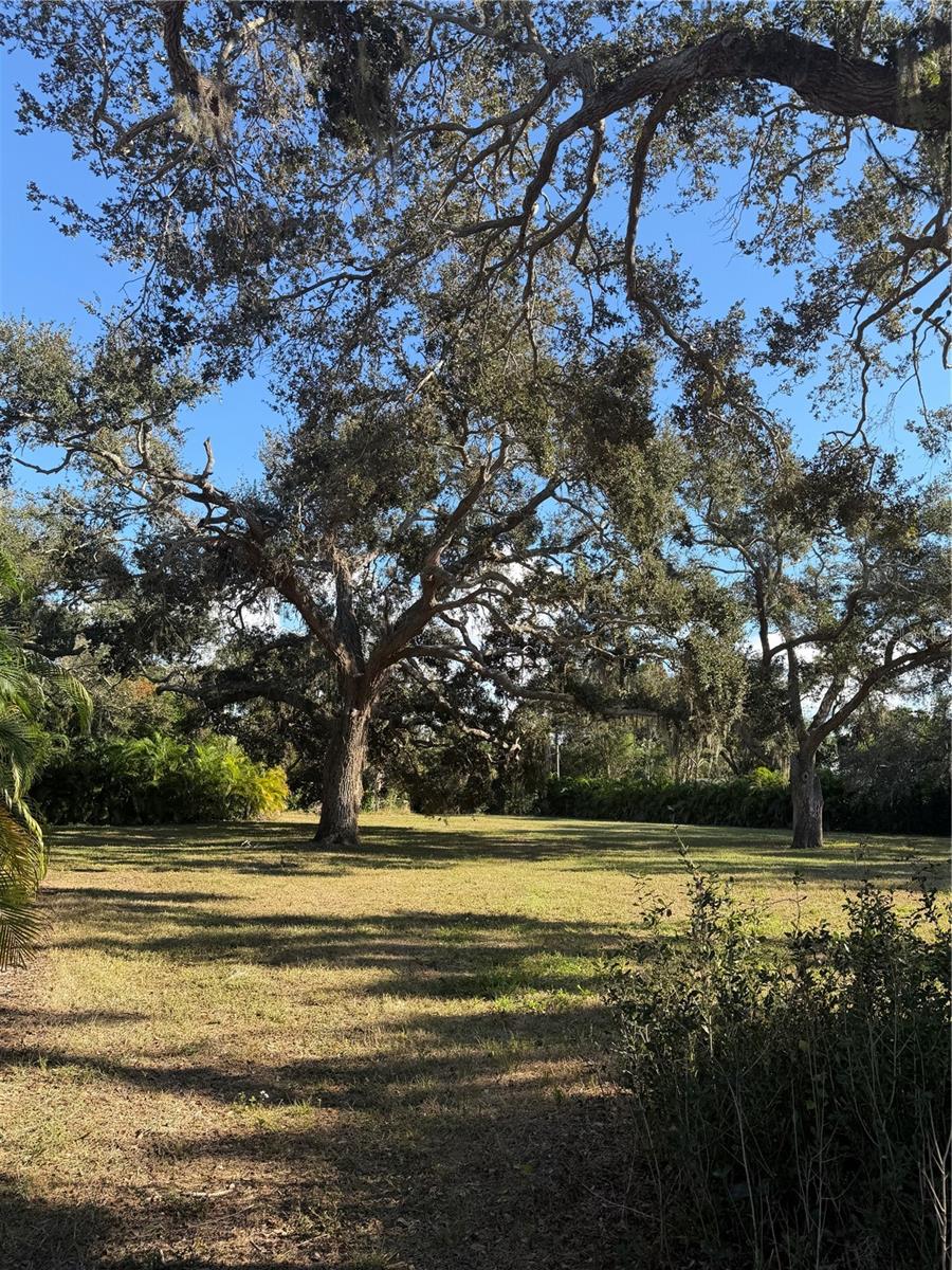 Image 6 of 7 For 841 Indian Rocks Road