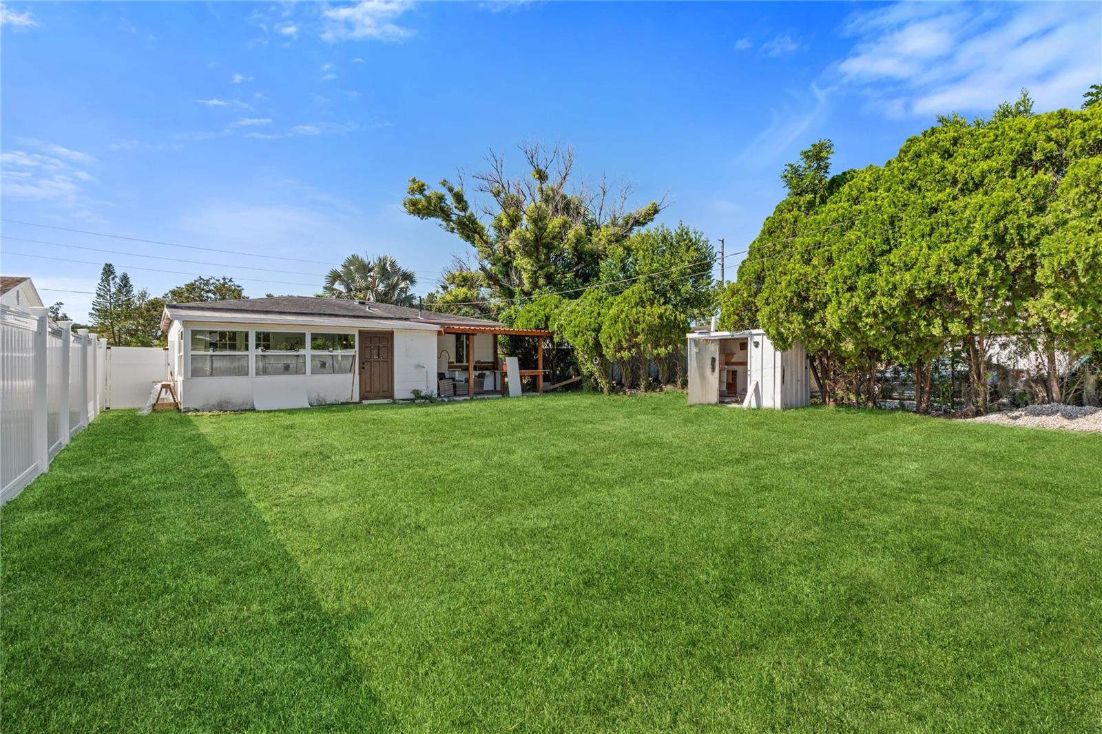 Image 22 of 28 For 4635 22nd Avenue N